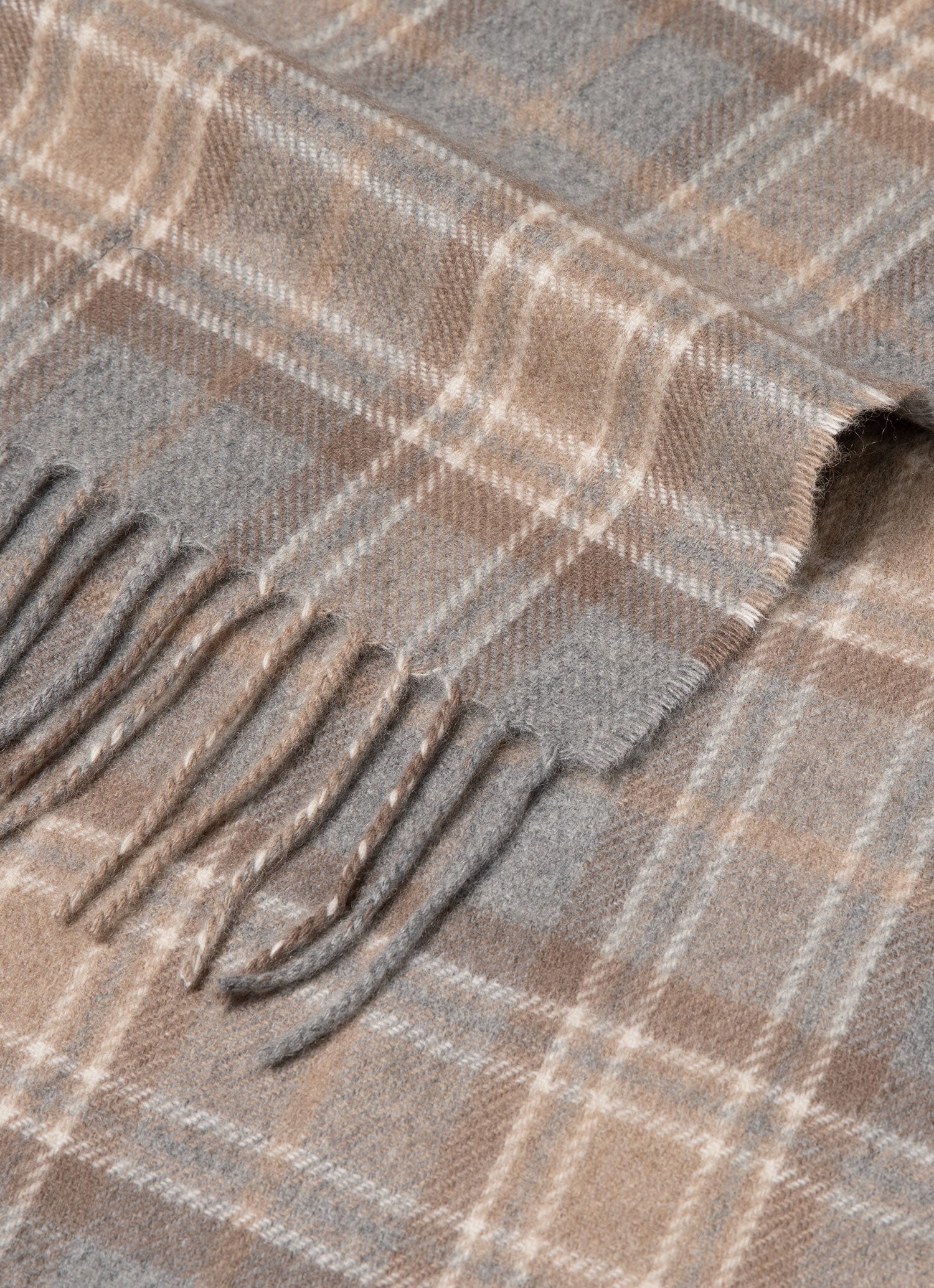 Cashmere Woven Scarf in Sandstone Check - Image 2