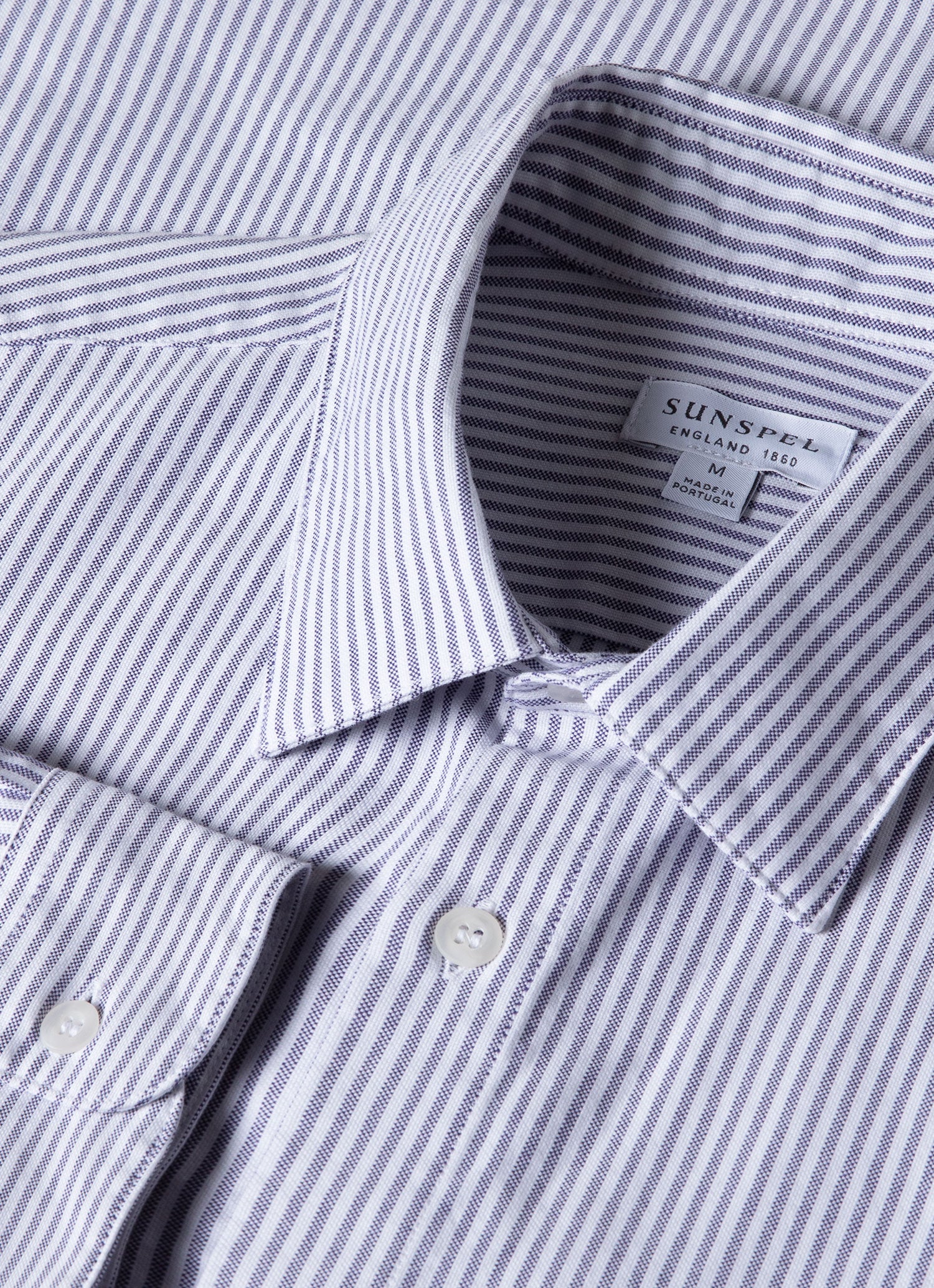 Men's Oxford Stripe Shirt in White/Navy Oxford Stripe - Image 4