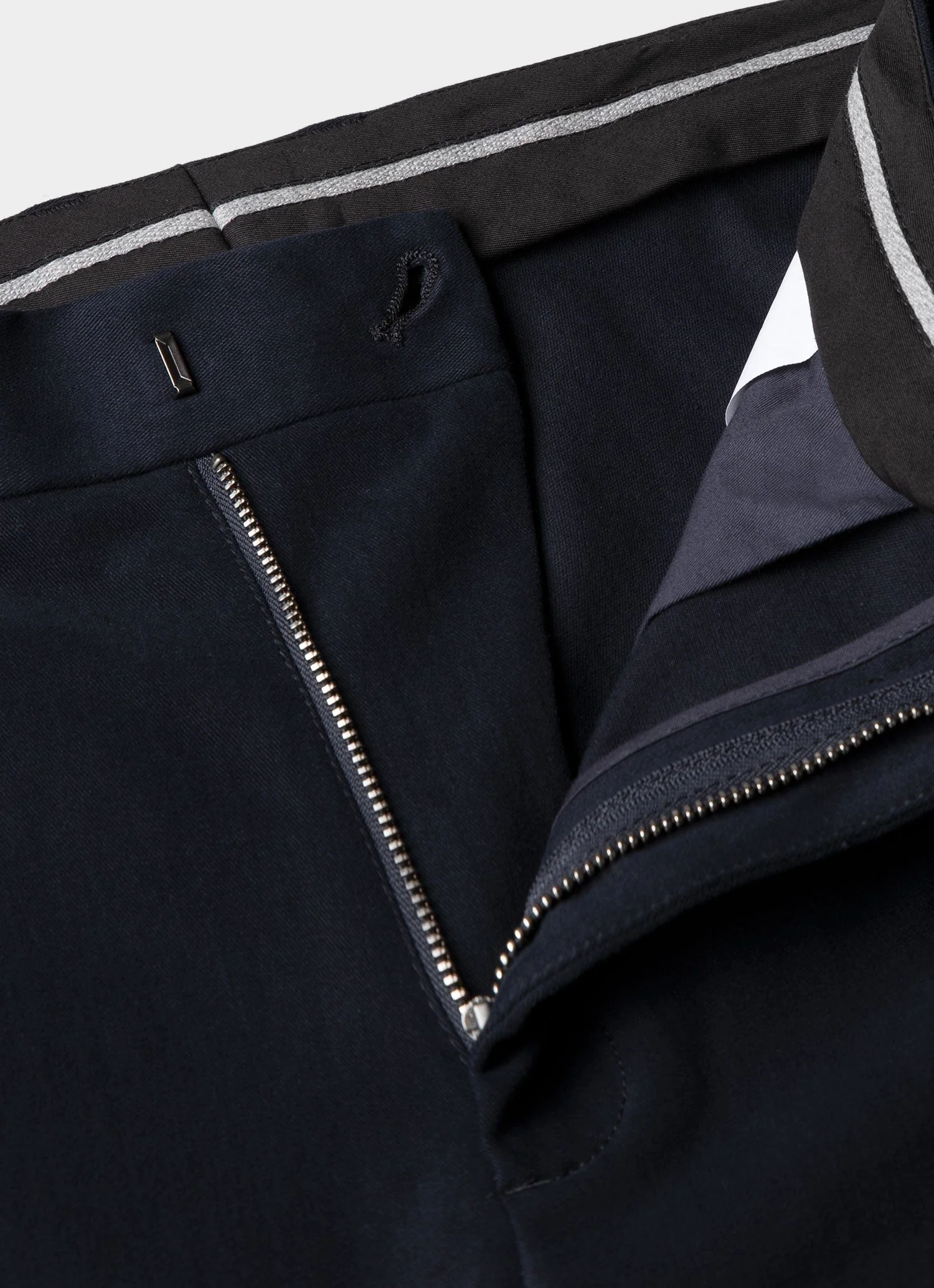 Men's Brushed Cotton Wool Trouser in Navy - Image 4