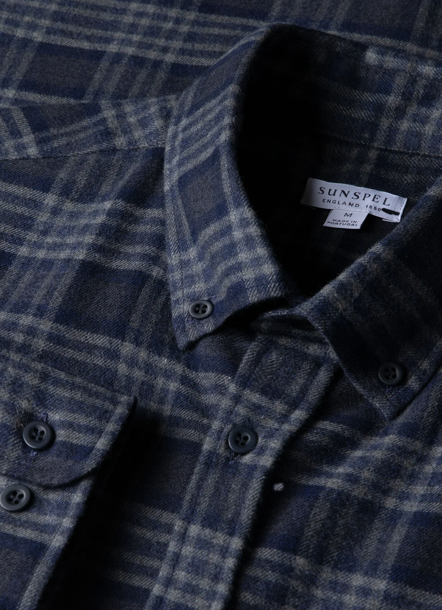 Men's Button Down Flannel Shirt in Navy Check - Image 4