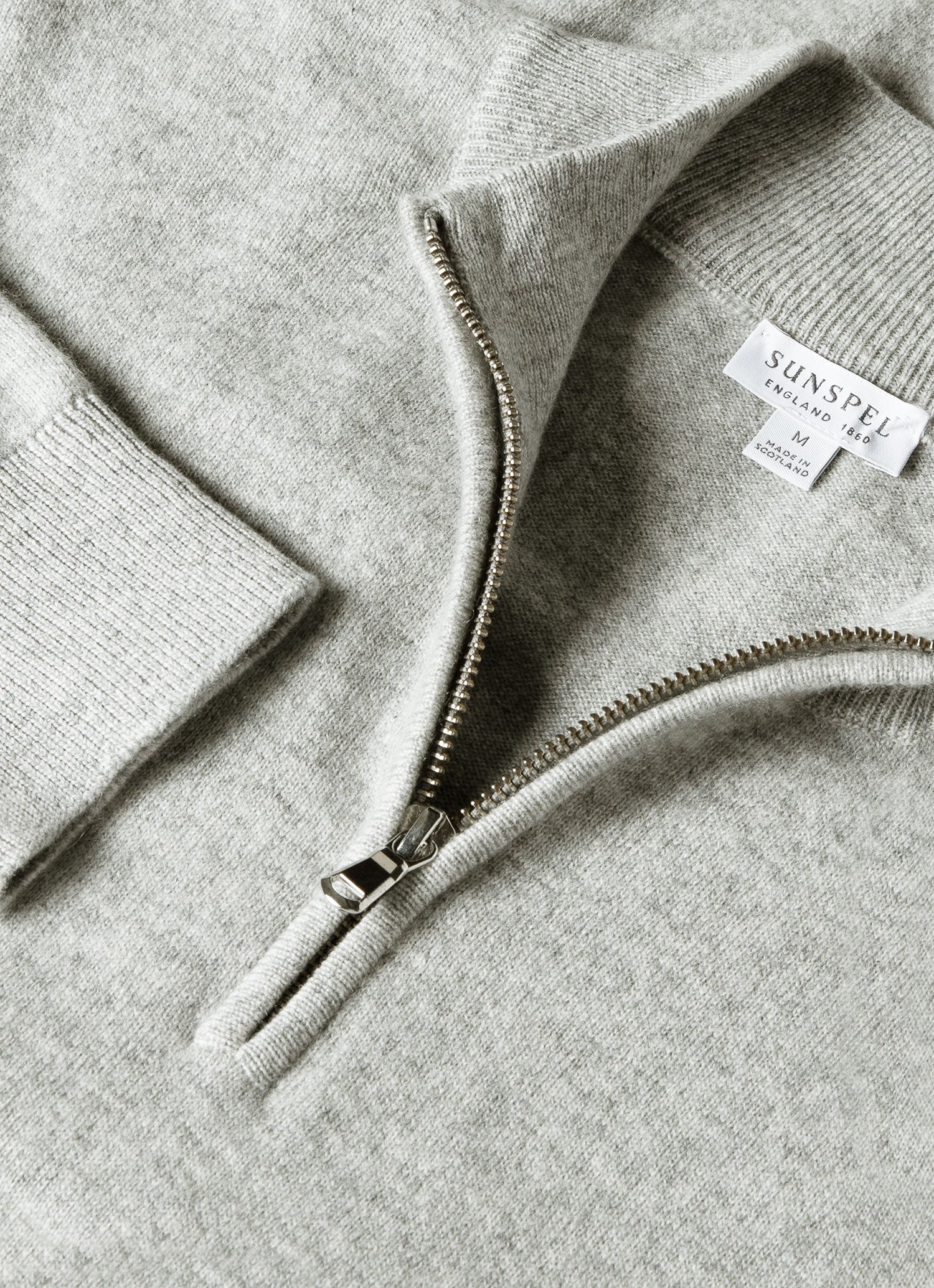 Men's Cashmere Zip Neck Jumper in Grey Melange - Image 4