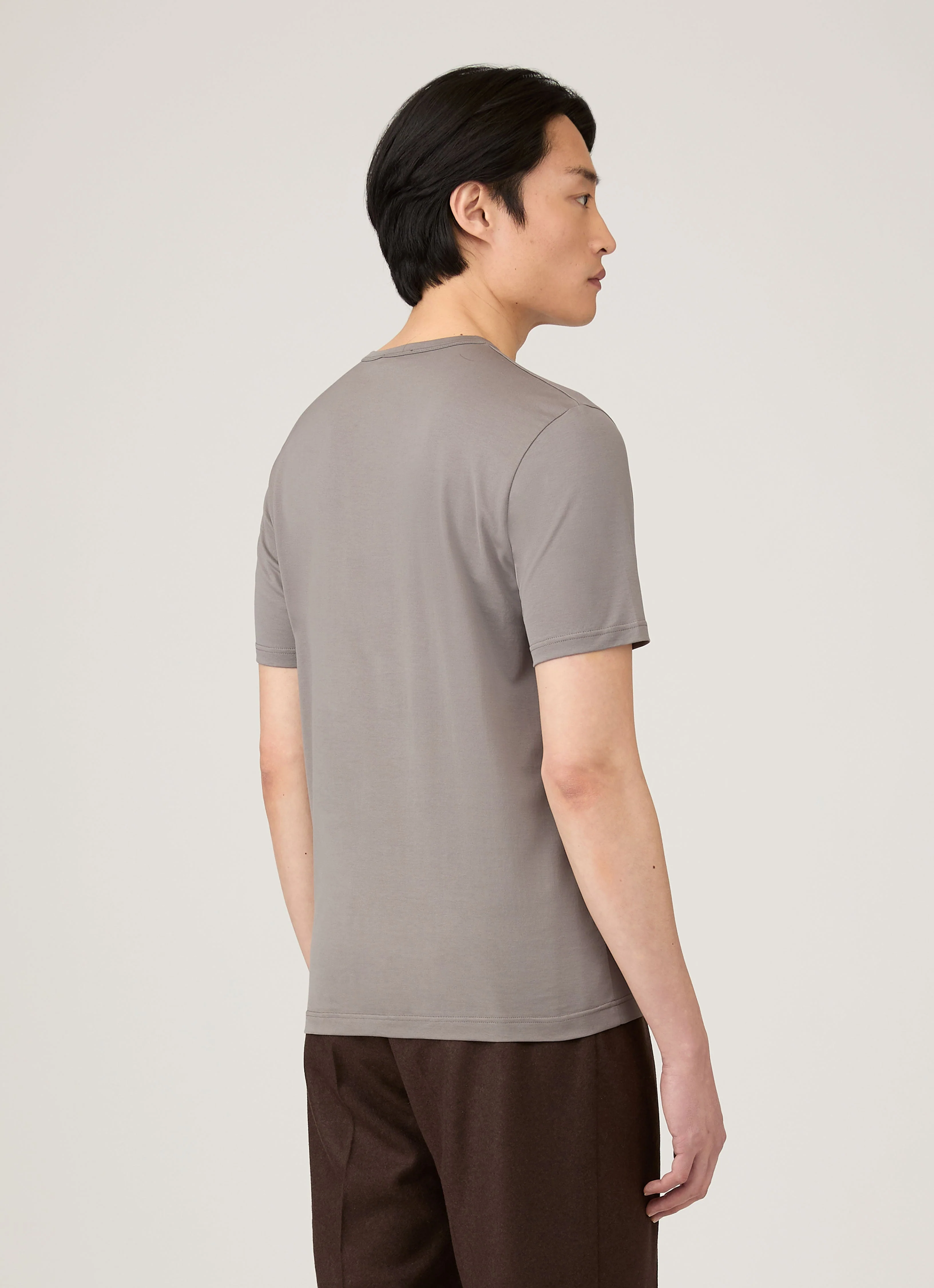 Men's Classic T-shirt in Iron Grey - Image 5