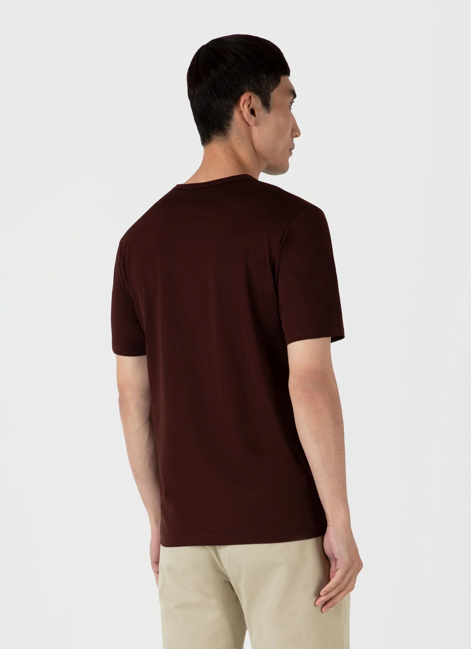 Men's Classic T-shirt in Raisin - Image 5