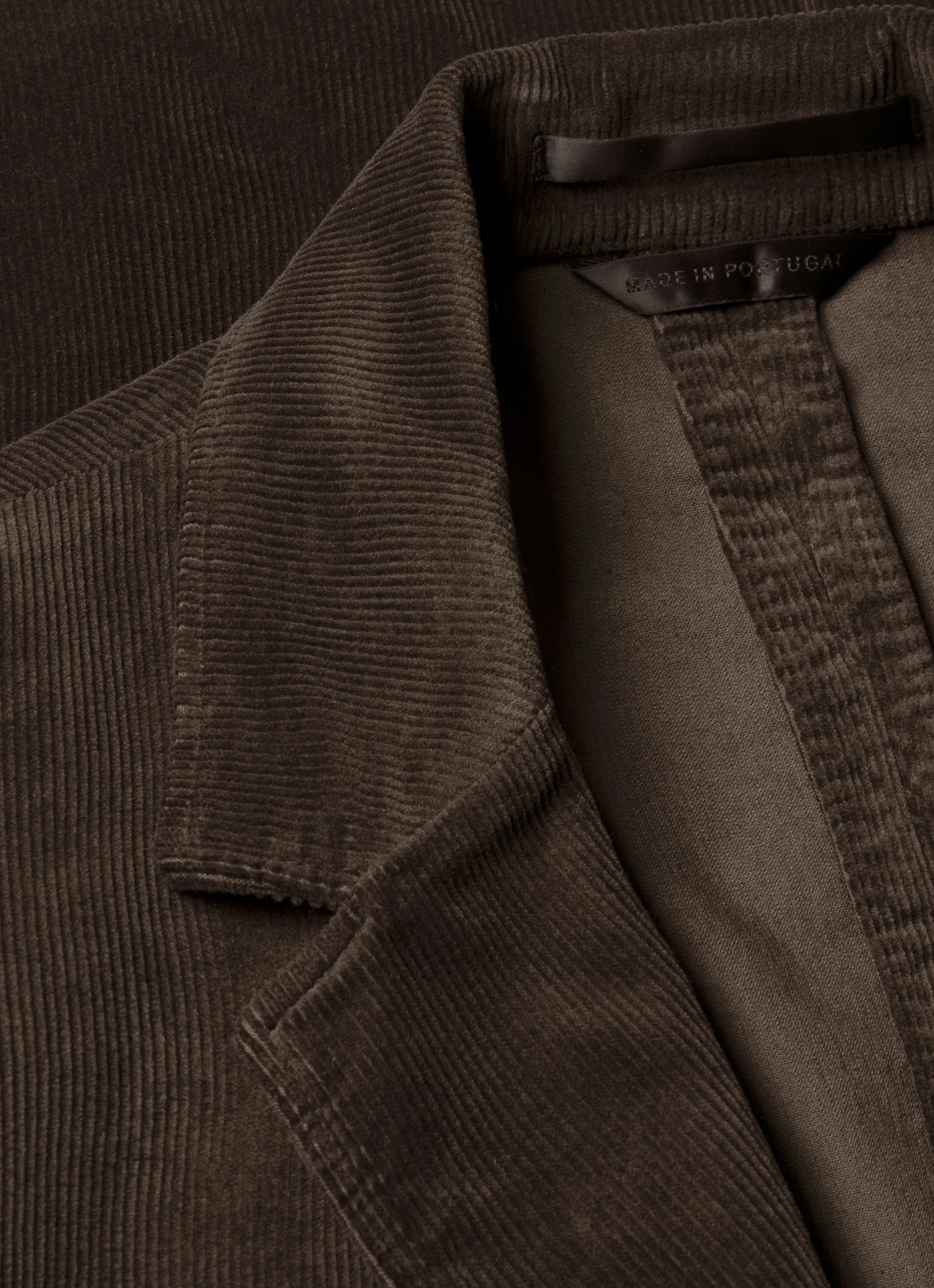 Men's Corduroy Blazer in Coffee - Image 4