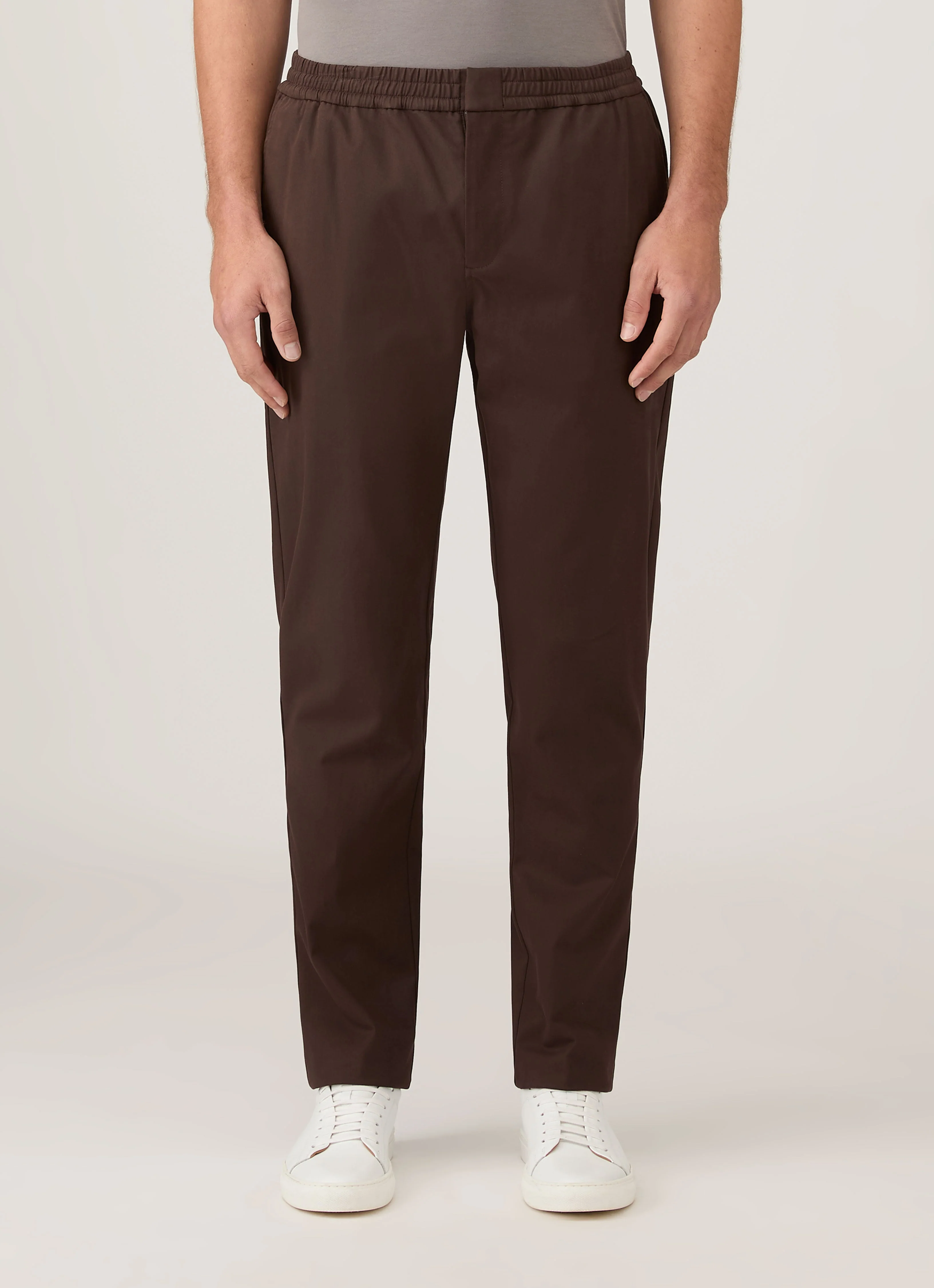 Men's Cotton Cashmere Drawstring Trouser in Truffle - Image 2