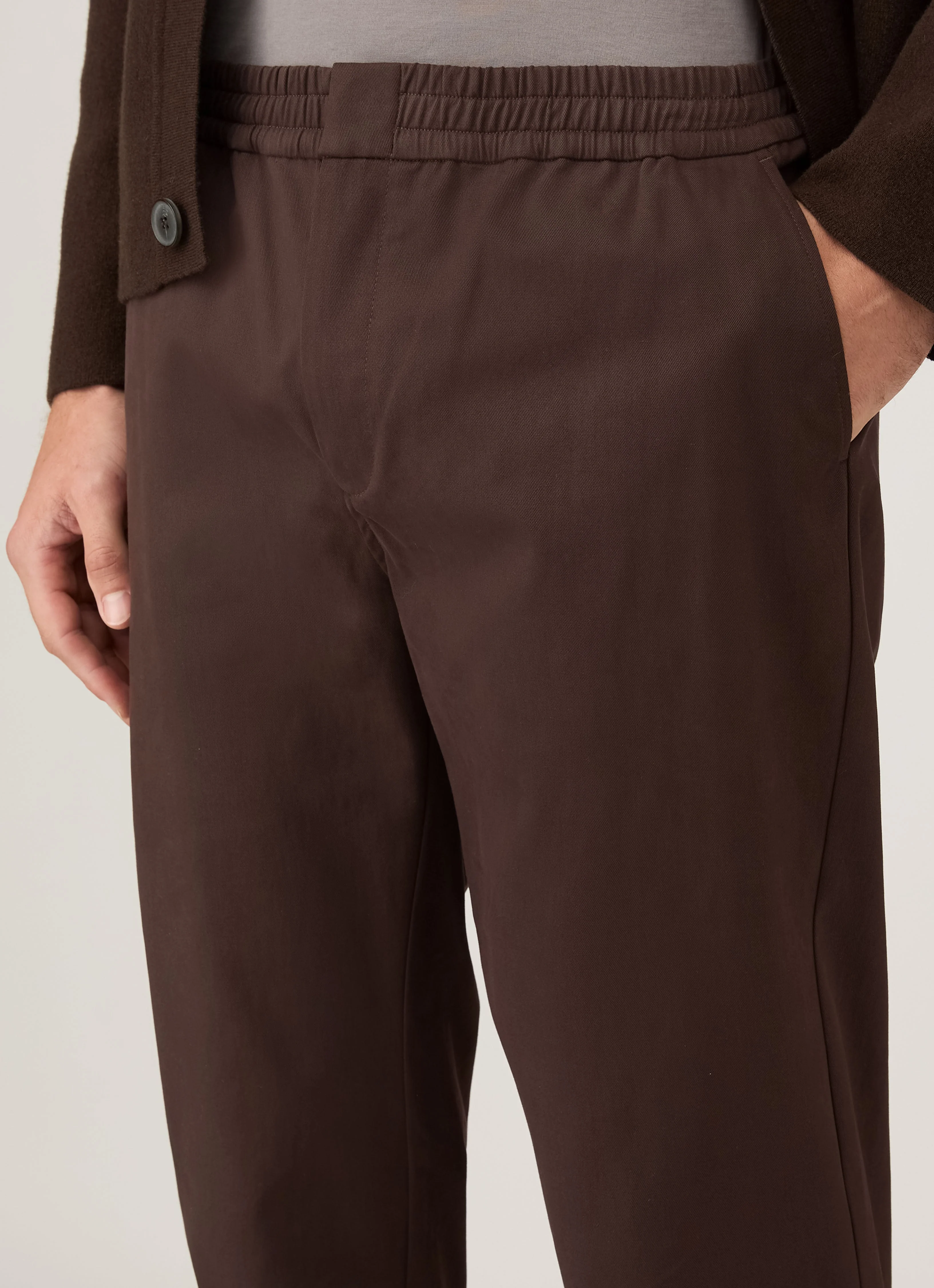 Men's Cotton Cashmere Drawstring Trouser in Truffle - Image 6
