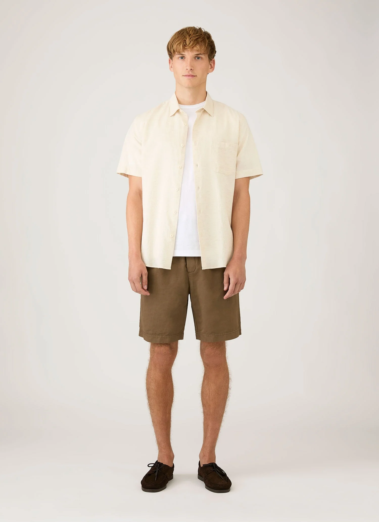Men's Cotton Linen Drawstring Shorts in Dark Cedar - Image 3