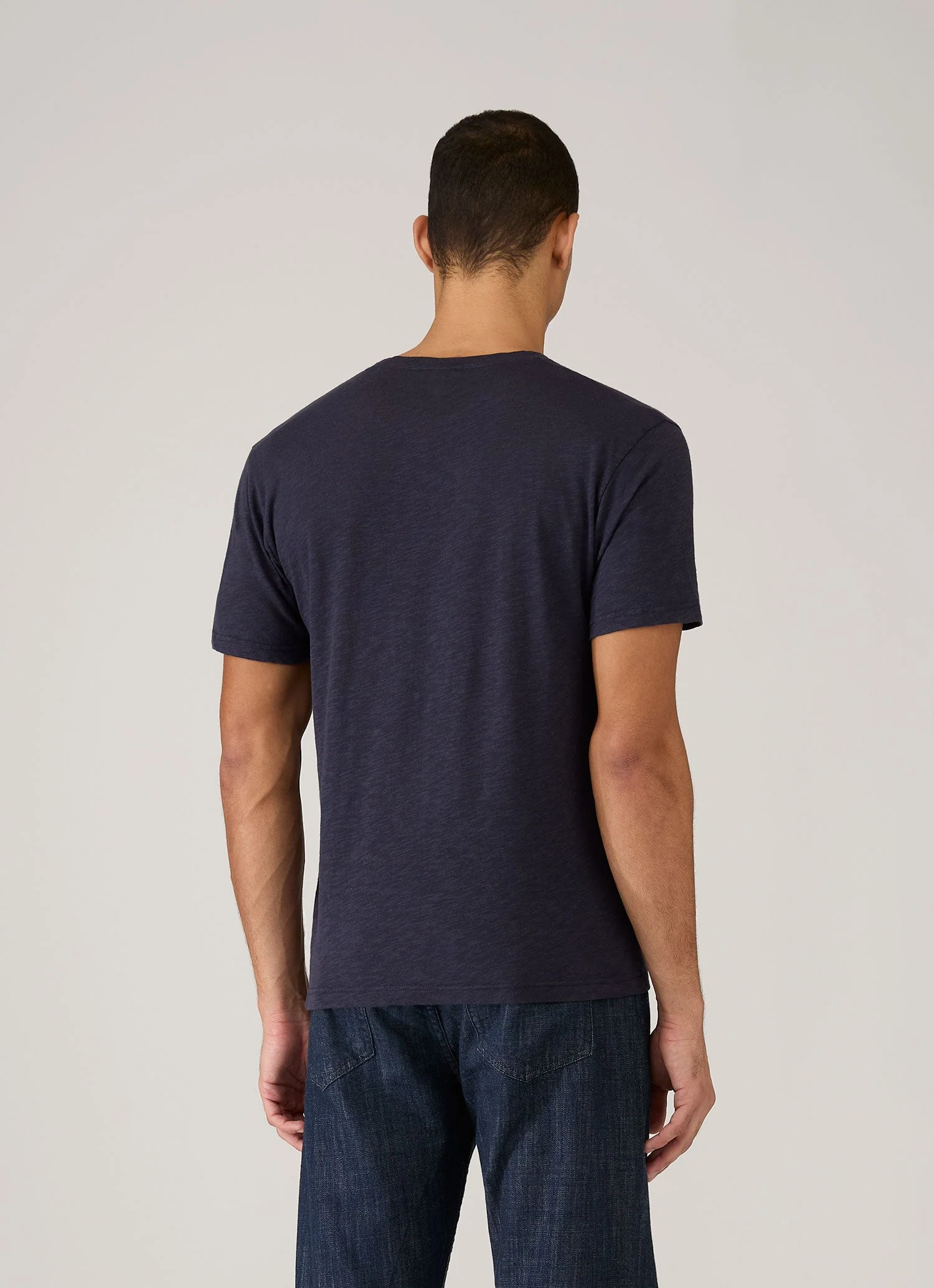 Men's Cotton Linen T-shirt in Navy - Image 5