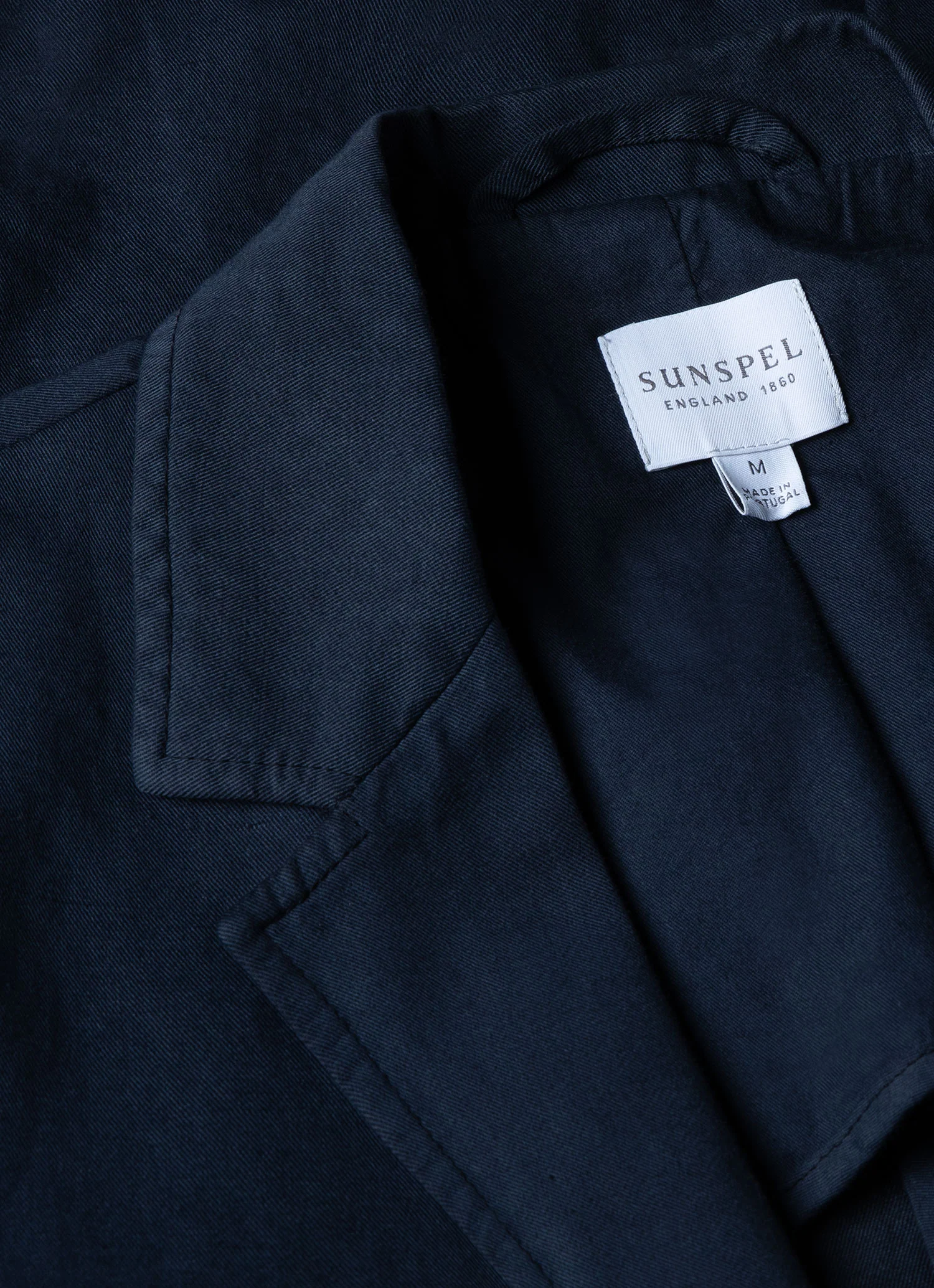 Men's Cotton Linen Unstructured Blazer in Navy - Image 4