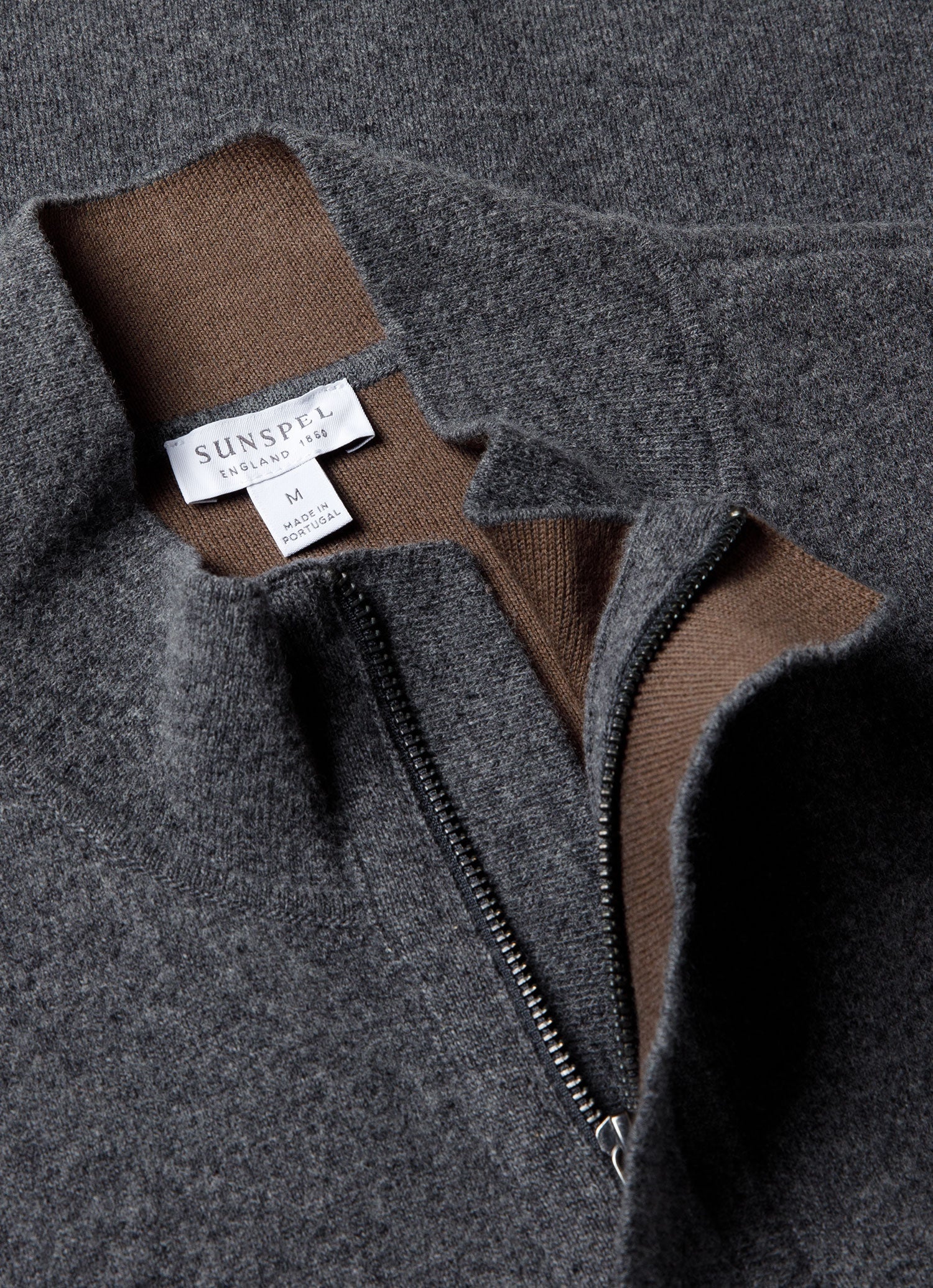 Men's Double Faced Gilet in Charcoal Melange - Image 4