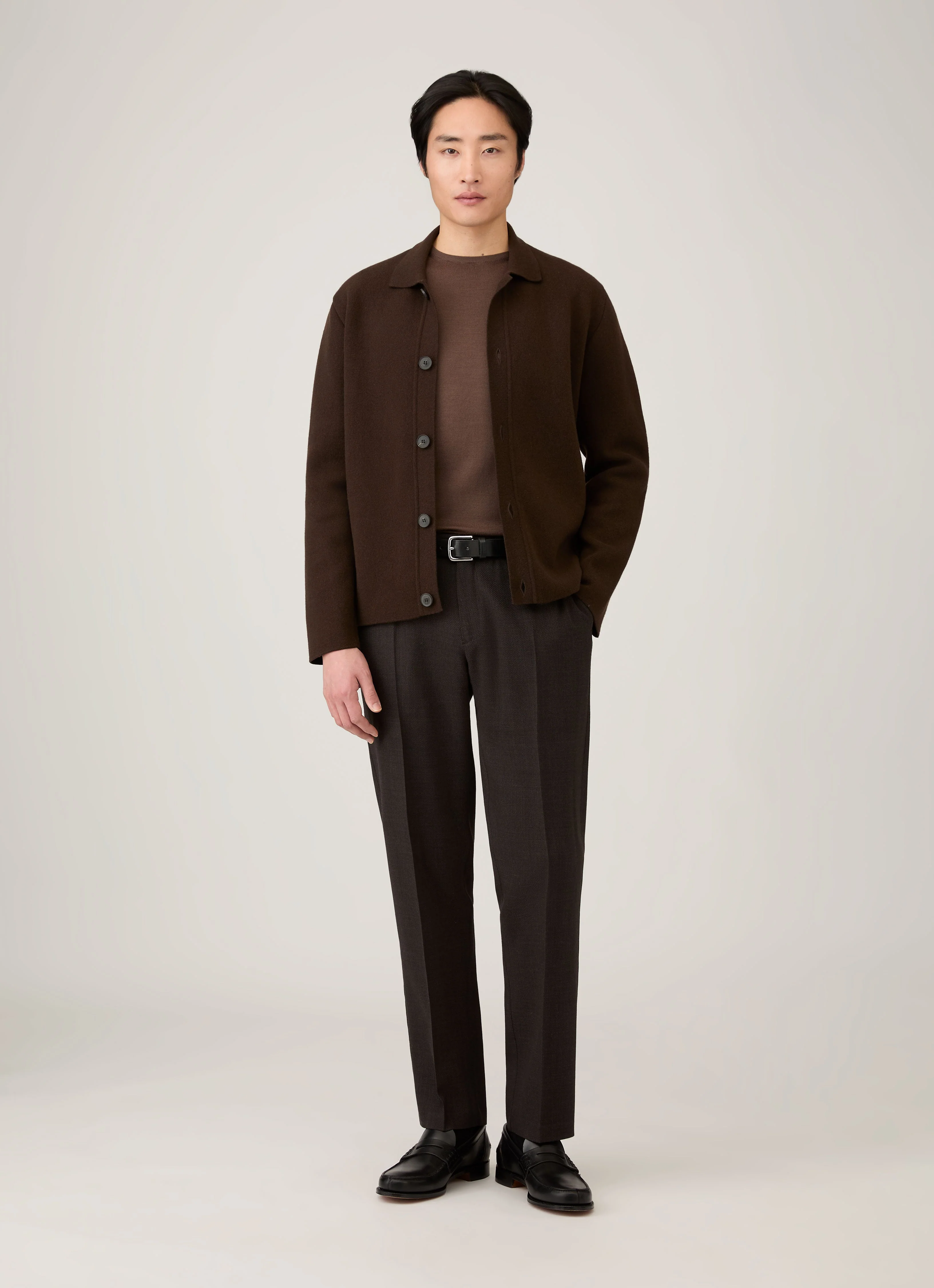 Men's Extra-Fine Merino Crew Neck in Bark - Image 3