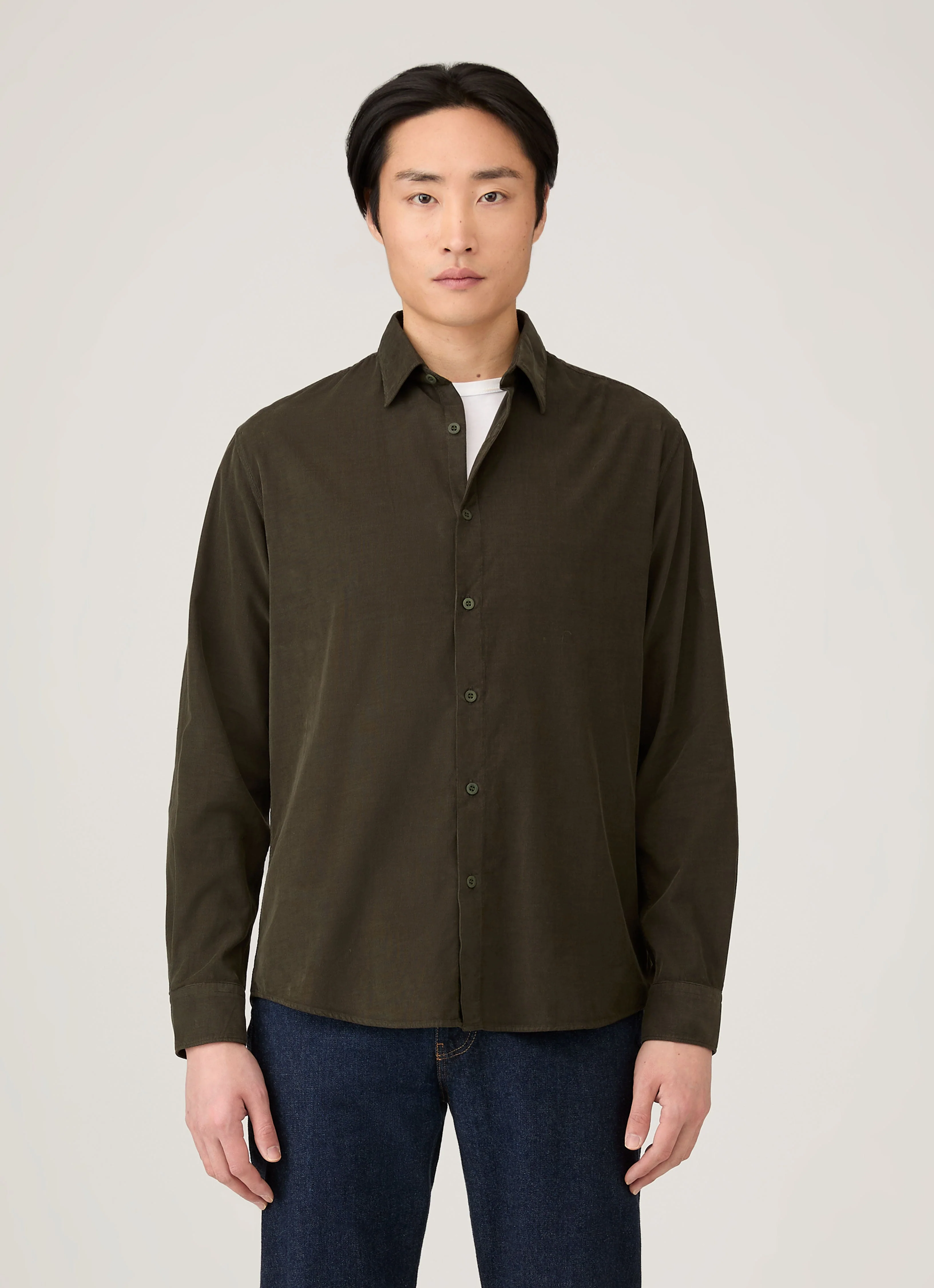 Men's Fine Cord Shirt in Dark Green - Image 2