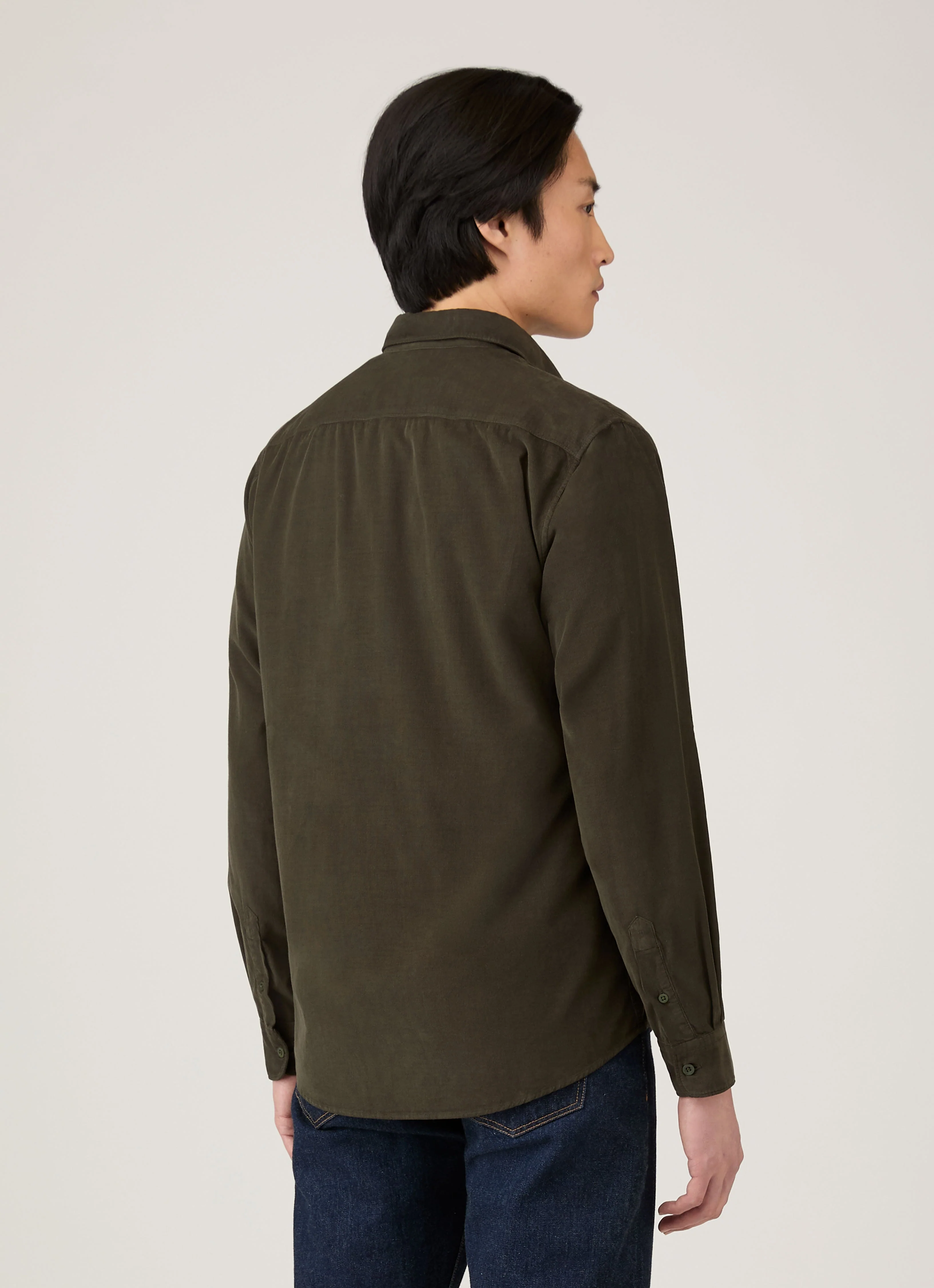 Men's Fine Cord Shirt in Dark Green - Image 5
