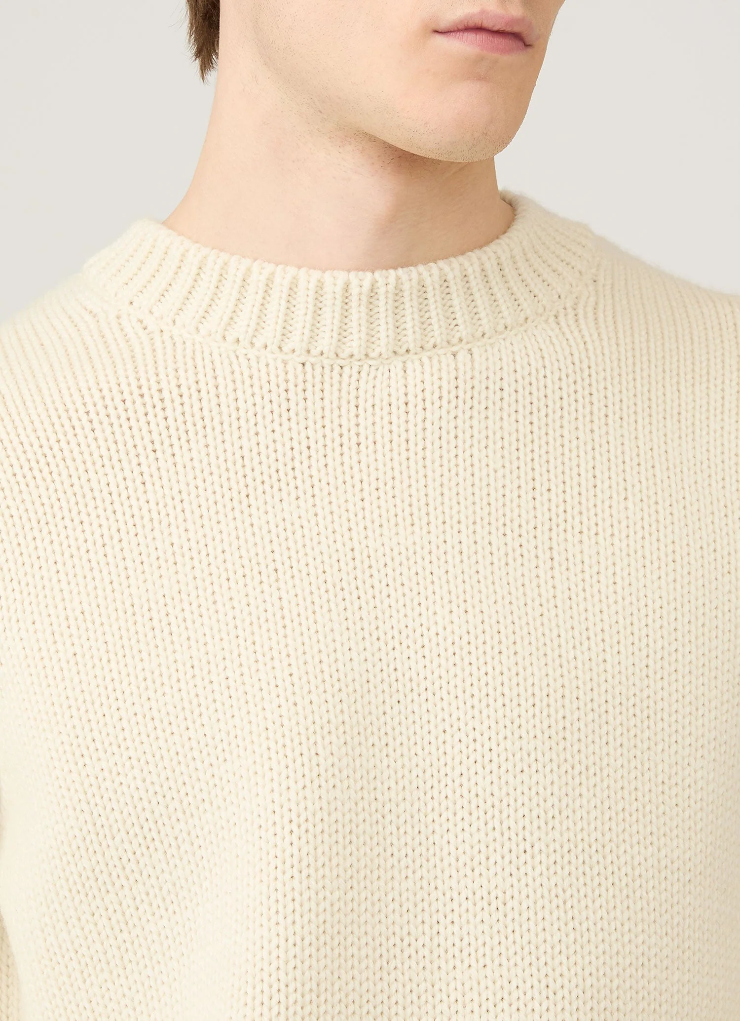 Men's Fisherman Jumper in Ecru - Image 6