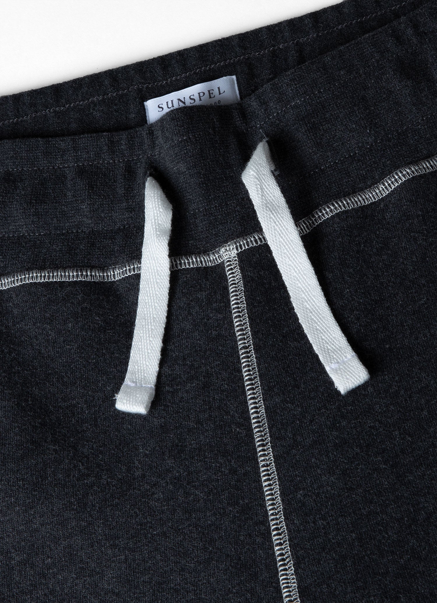 Men's Fleeceback Sweatpants in Charcoal Melange - Image 4