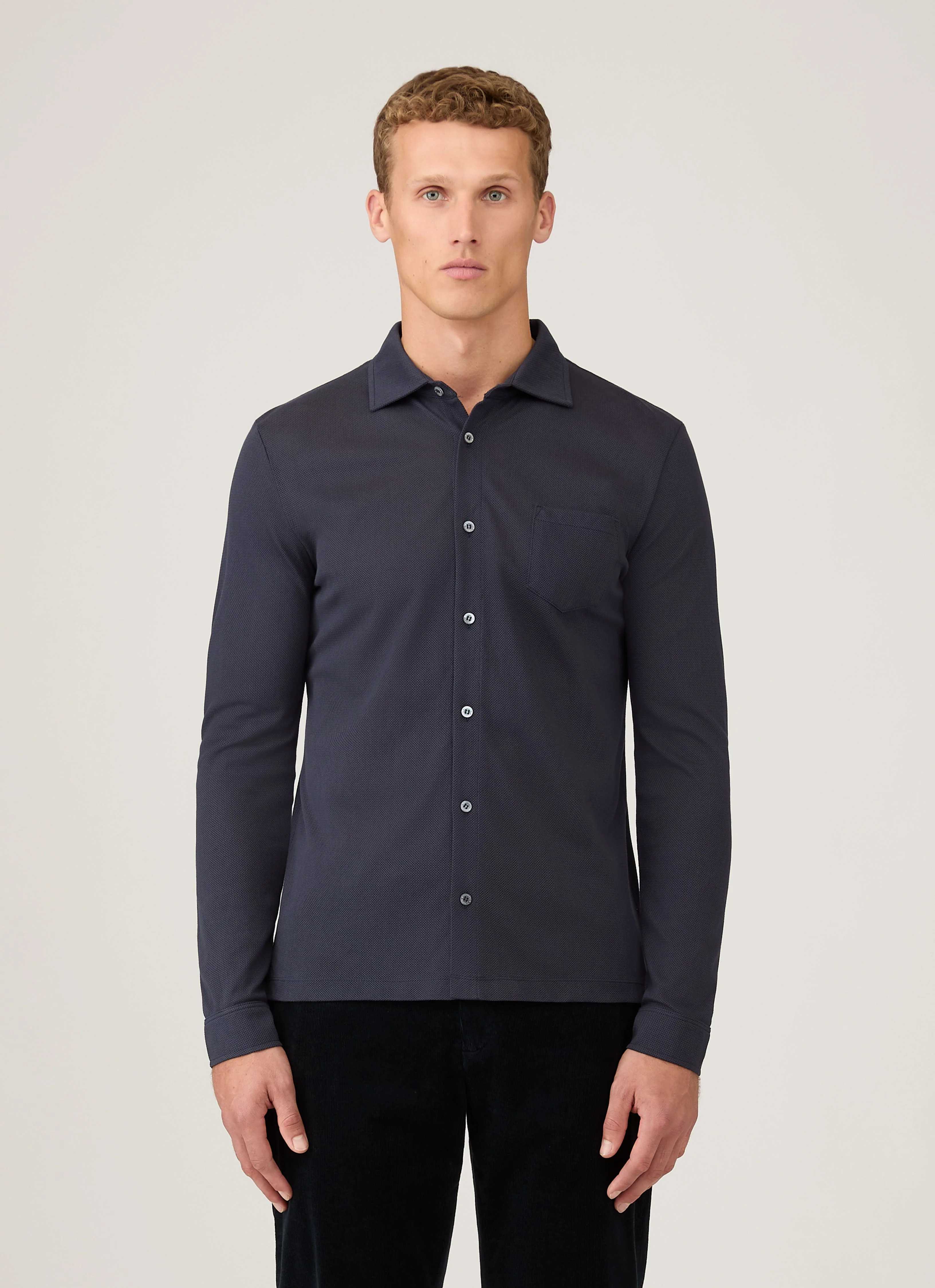 Men's Long Sleeve Riviera Shirt in Navy - Image 2