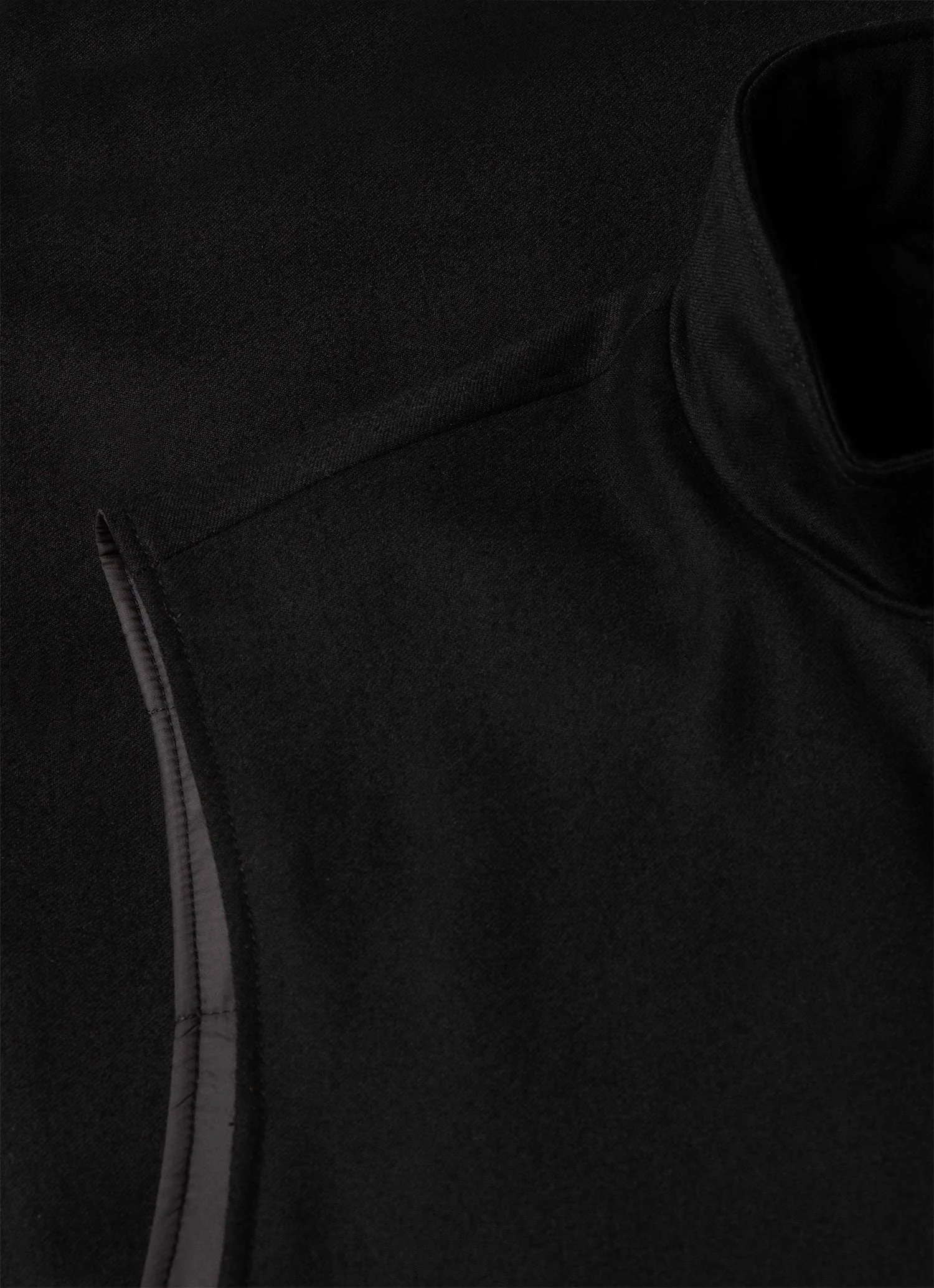Men's Insulated Wool Gilet in Black - Image 4