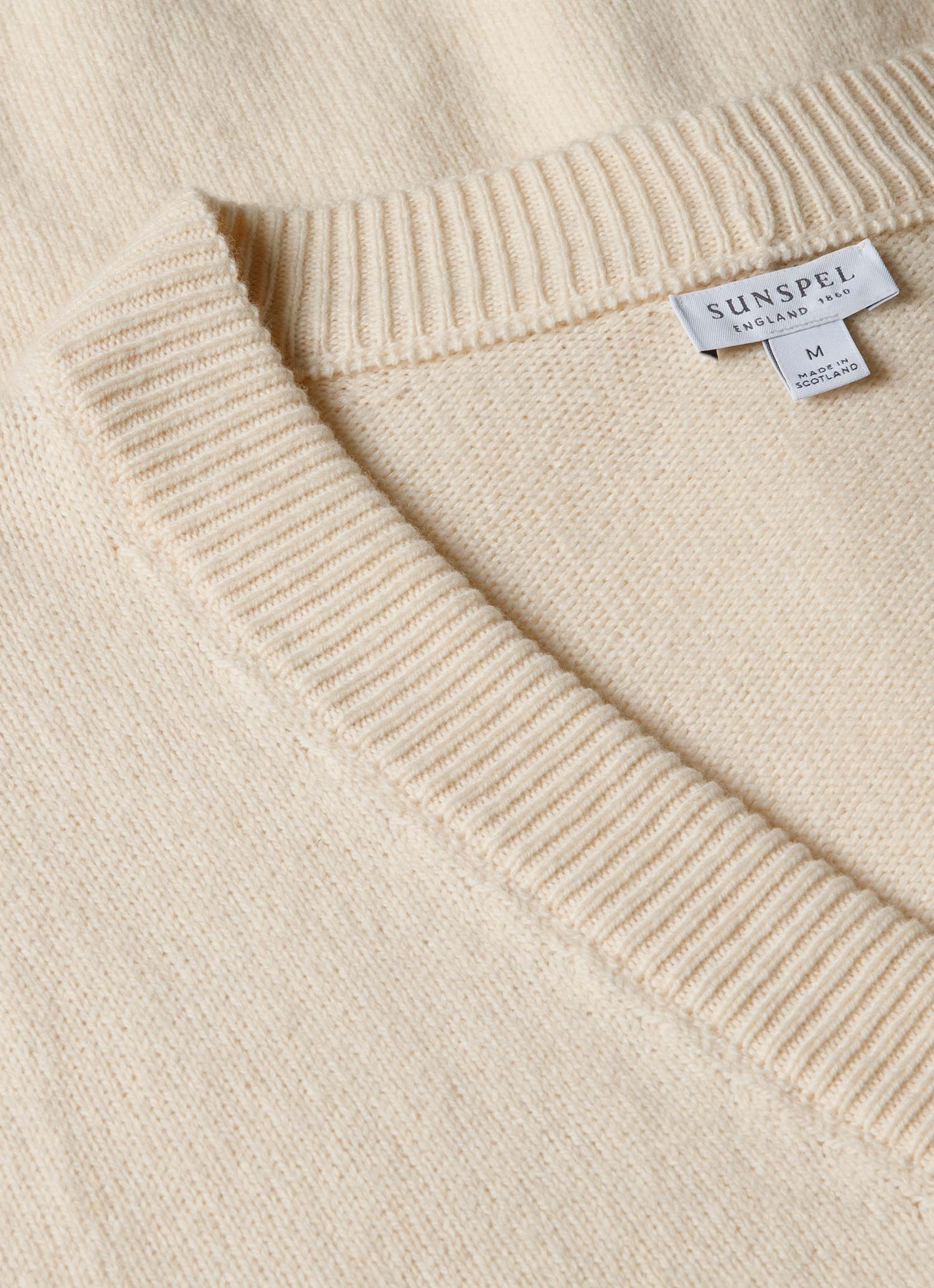 Men's Lambswool Cardigan in Ecru - Image 4