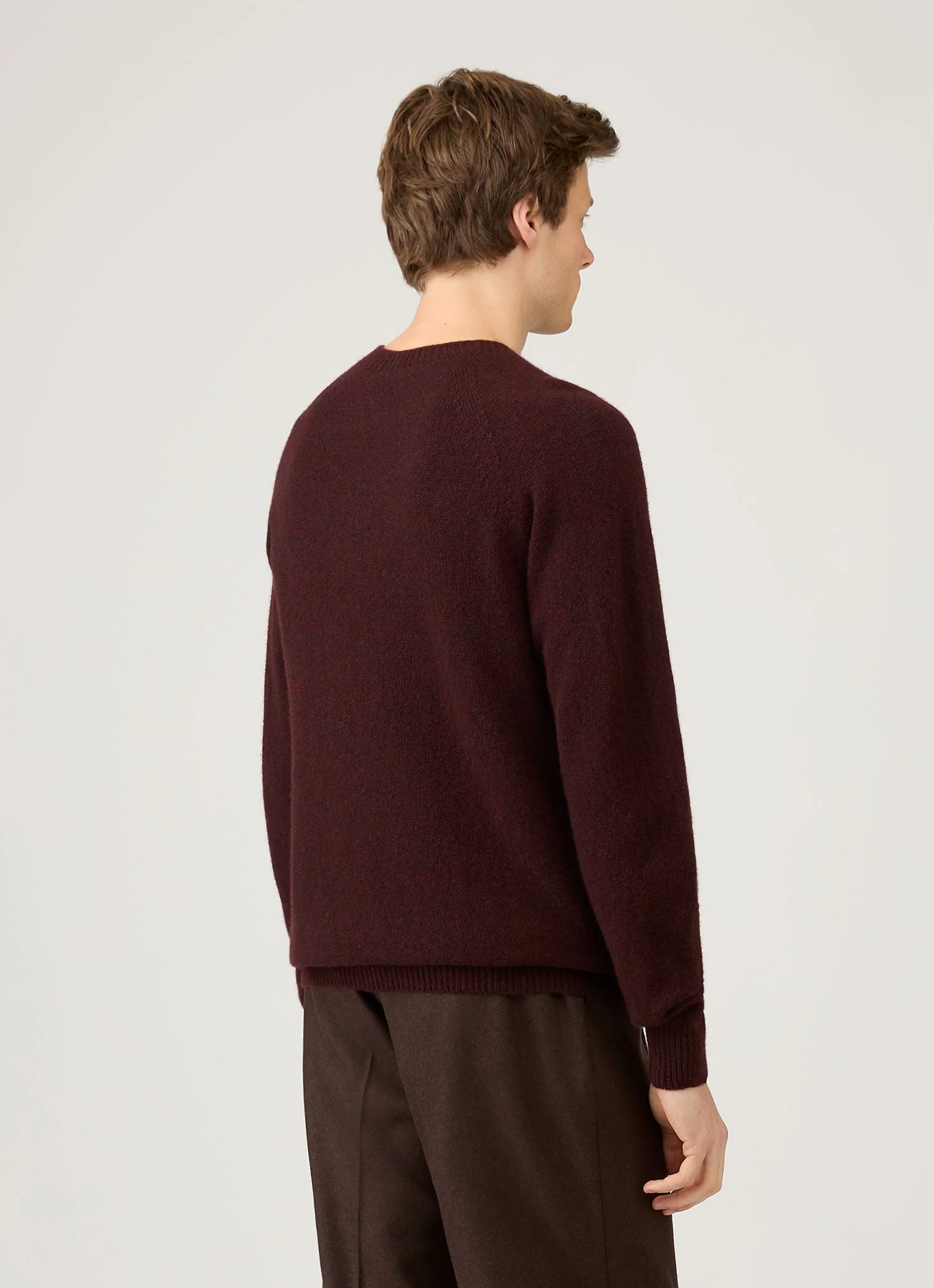Men's Lambswool Crew Neck Jumper in Bakelite Twist - Image 5