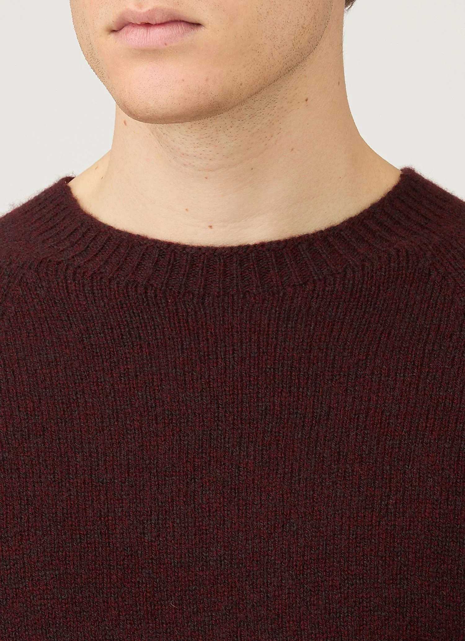 Men's Lambswool Crew Neck Jumper in Bakelite Twist - Image 6