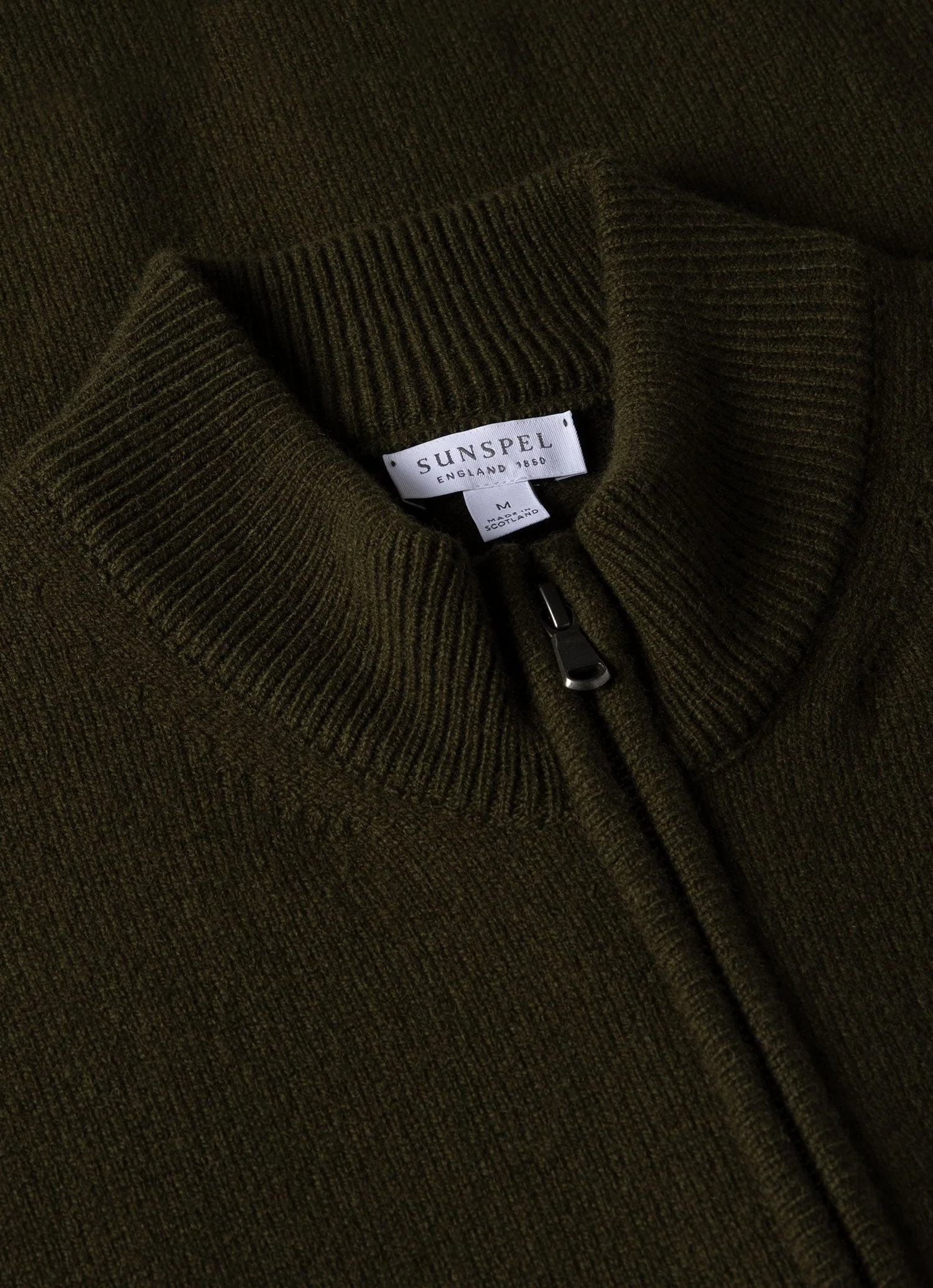 Men's Lambswool Gilet in Dark Olive - Image 4
