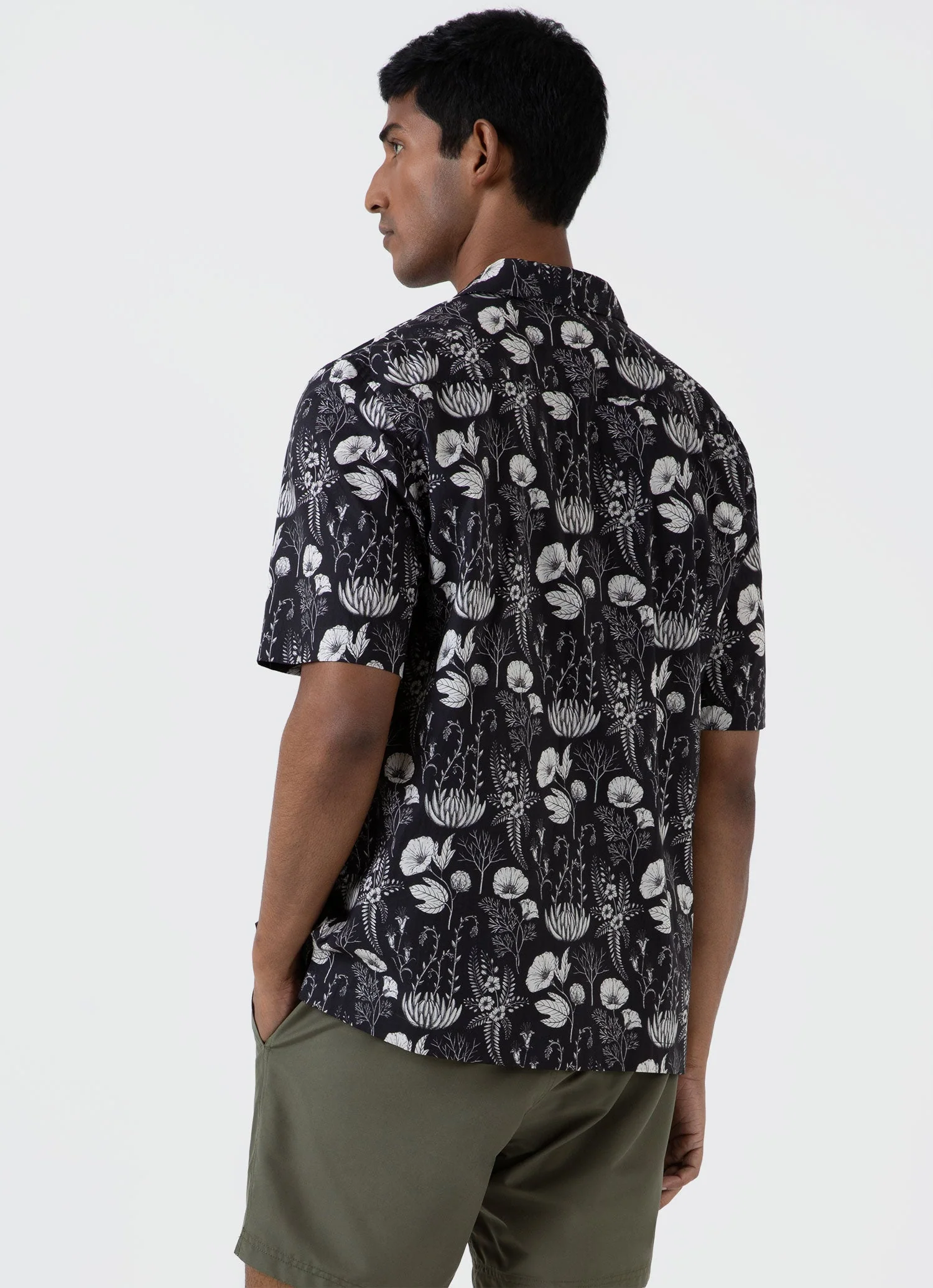 Men's Leaf Print Camp Collar Shirt in Black - Image 5