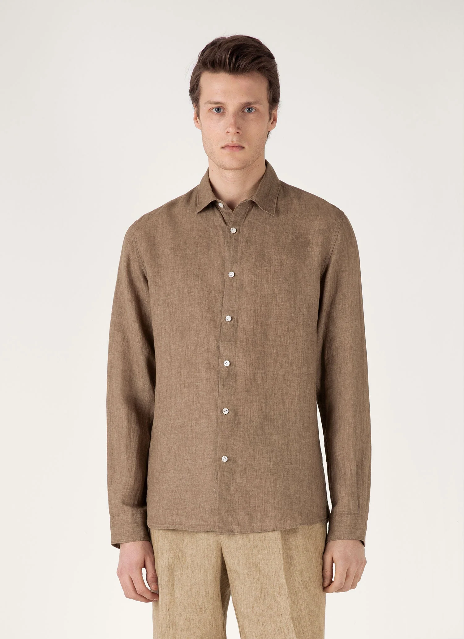 Men's Linen Shirt in Dune - Image 2