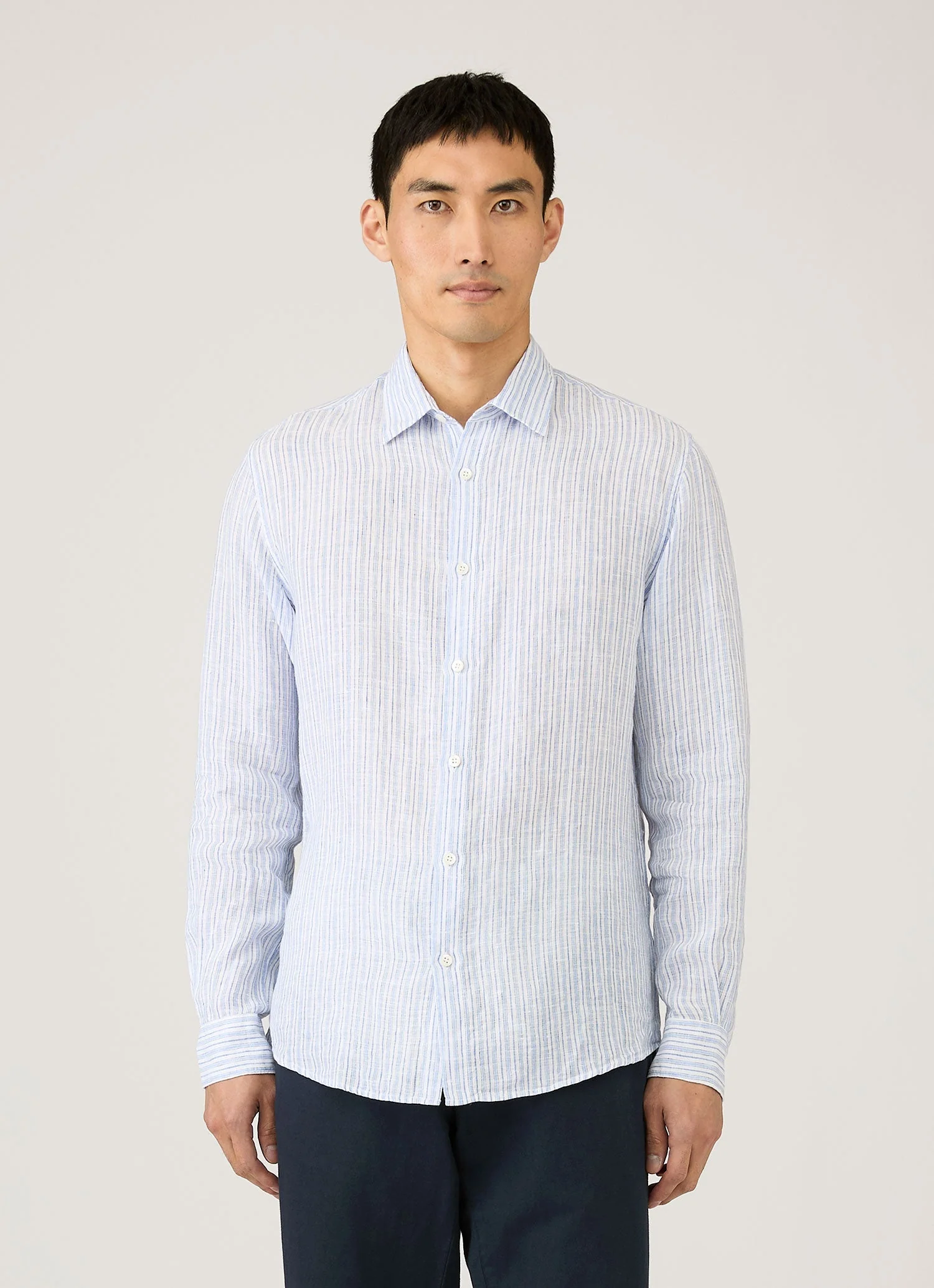 Men's Linen Shirt in Sky Blue/Navy - Image 2