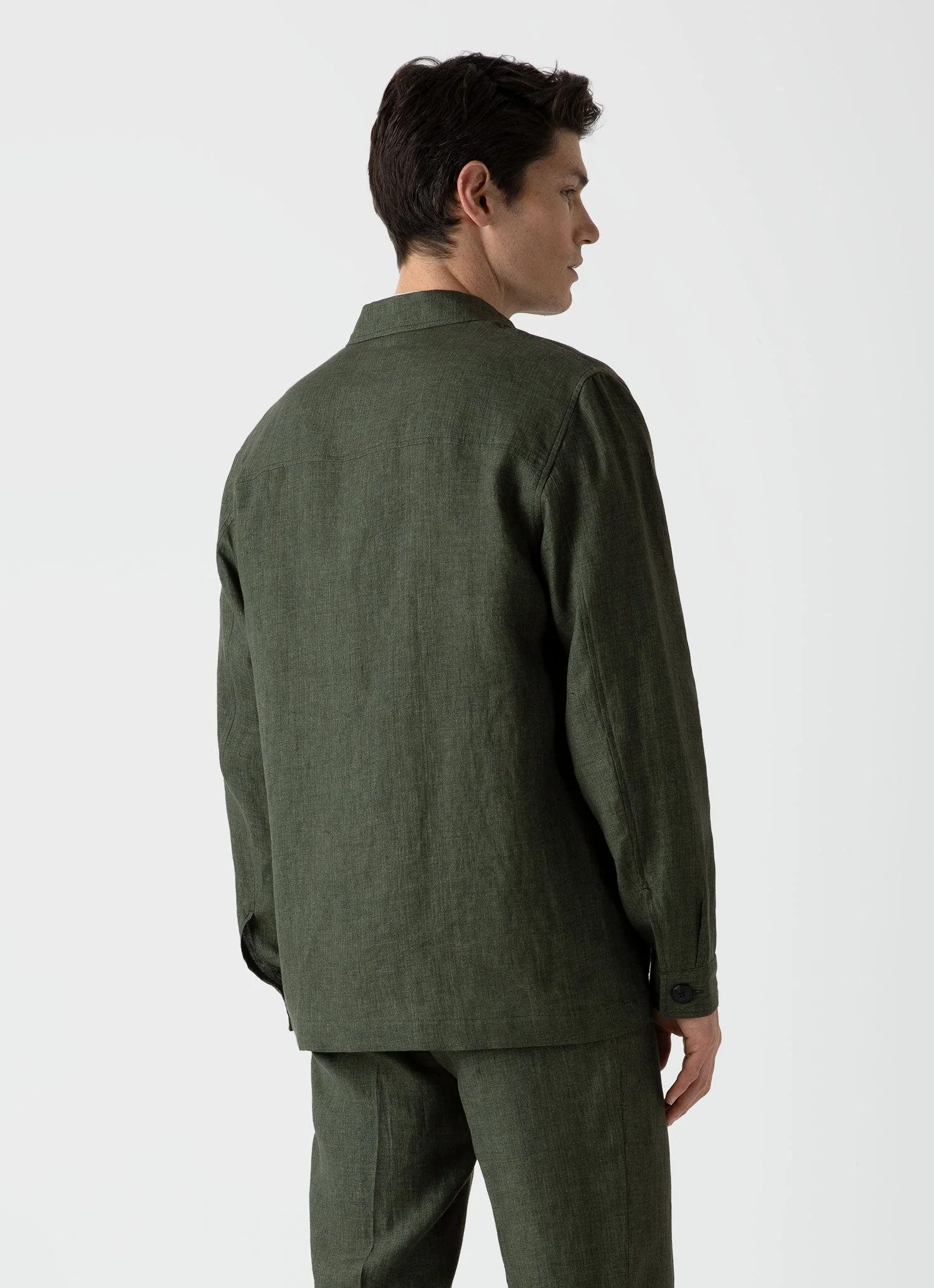 Men's Linen Twin Pocket Jacket in Hunter Green - Image 4