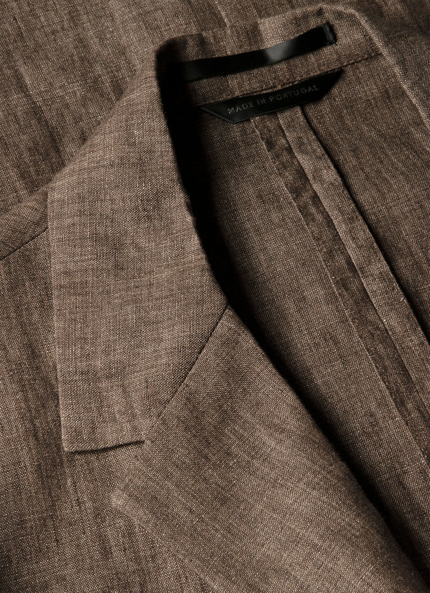 Men's Linen Two-Piece Suit in Dark Walnut - Image 3
