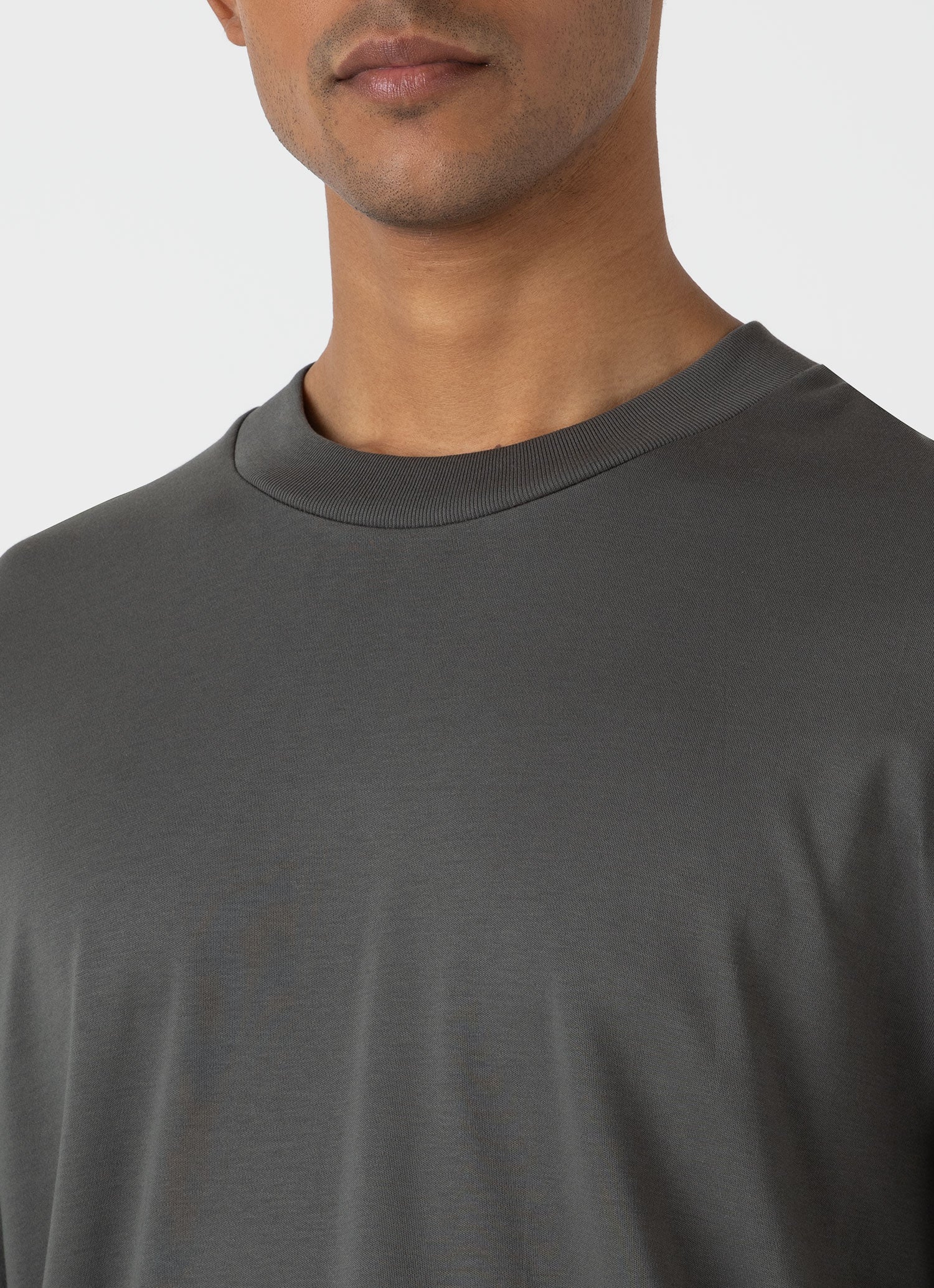 Men's Long Sleeve Heavyweight T-shirt in Drill Green - Image 6