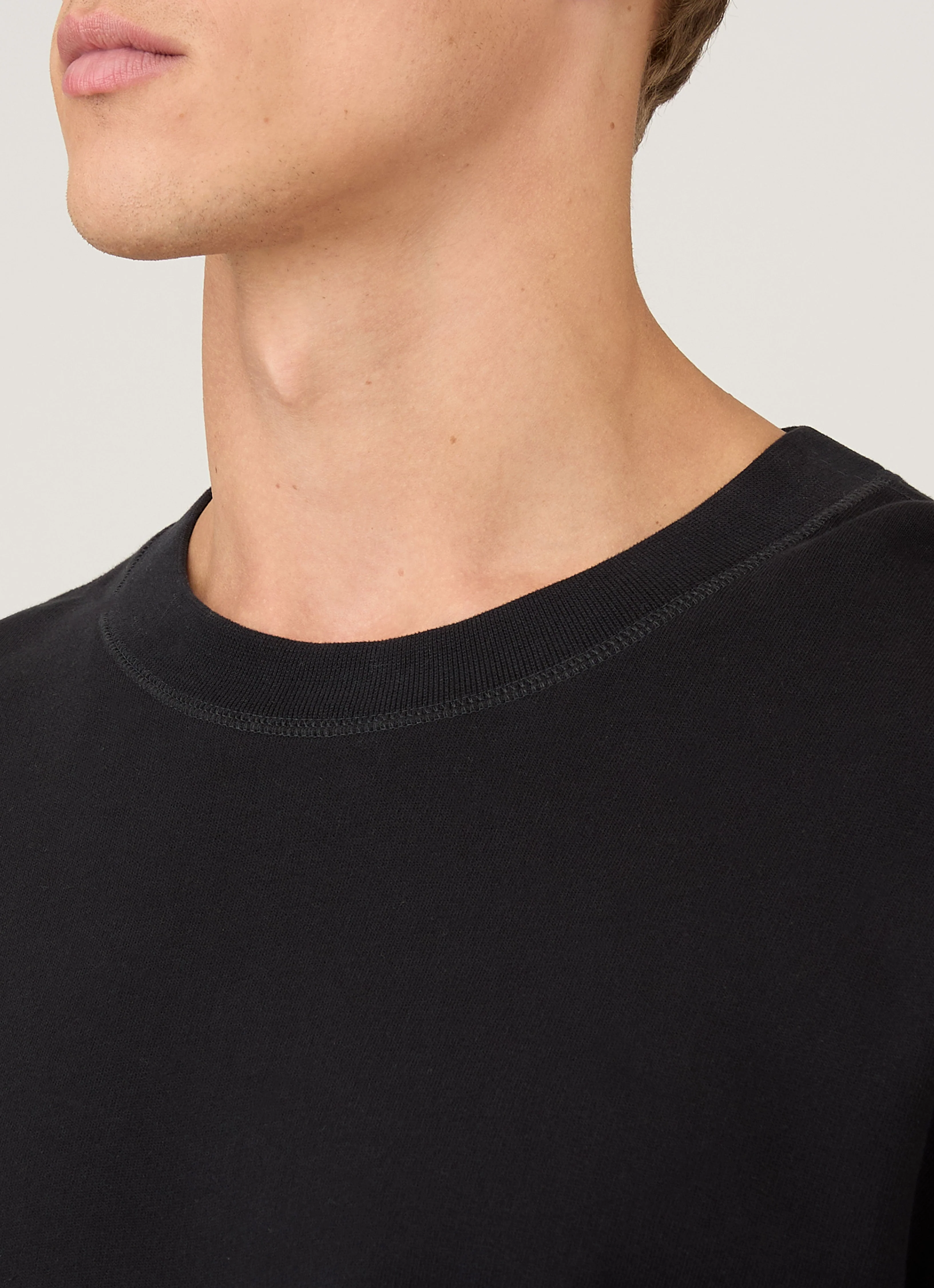 Men's Oversized Loopback Sweatshirt in Black - Image 6
