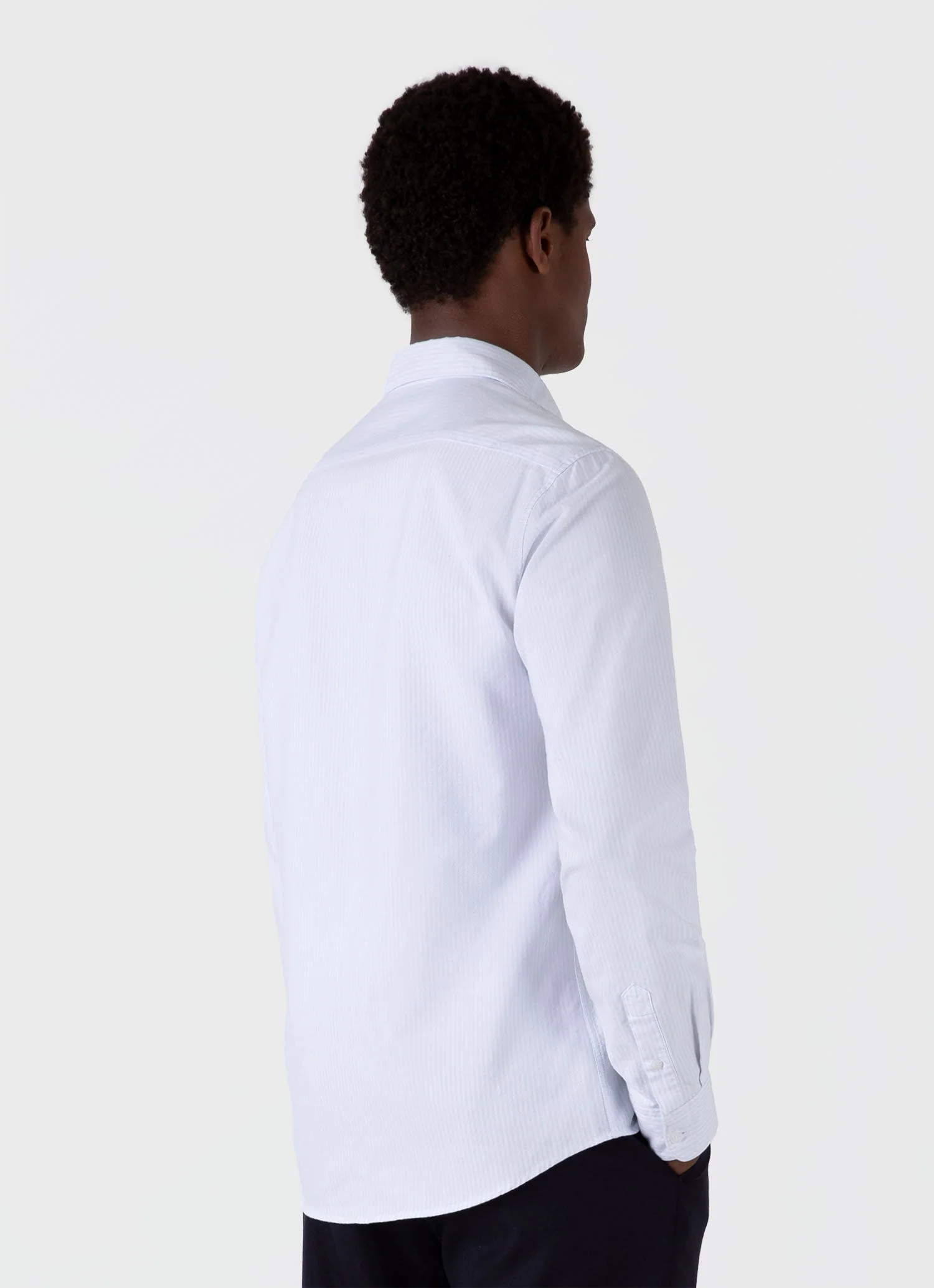 Men's Oxford Shirt in Light Blue/White - Image 5