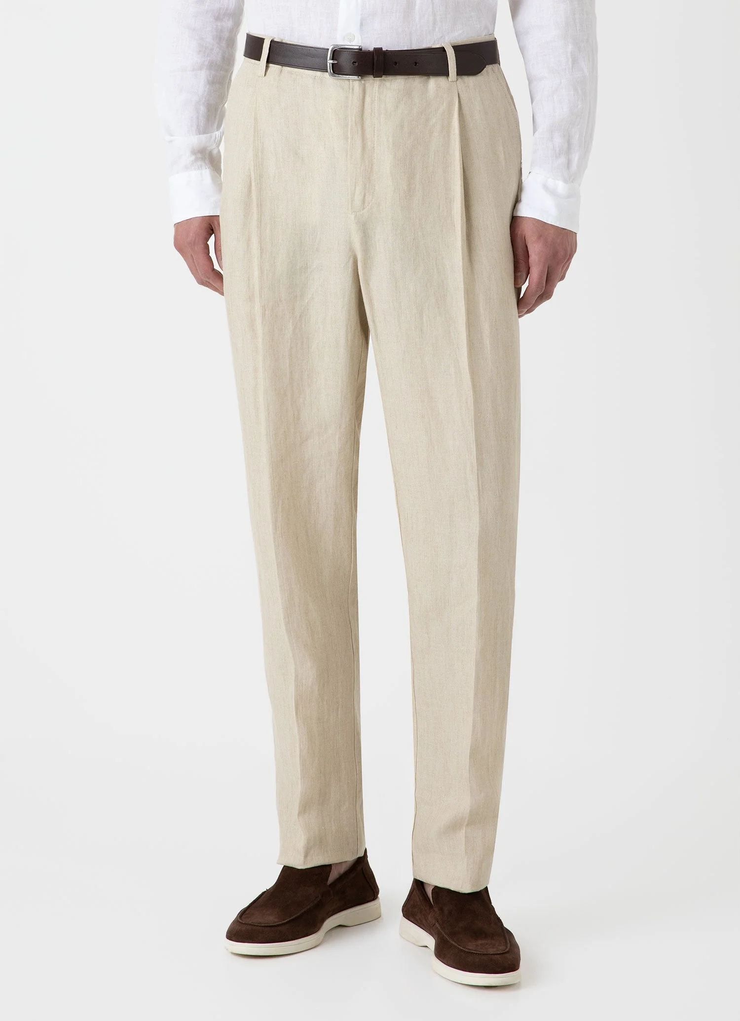 Men's Pleated Linen Trouser in Light Sand - Image 3