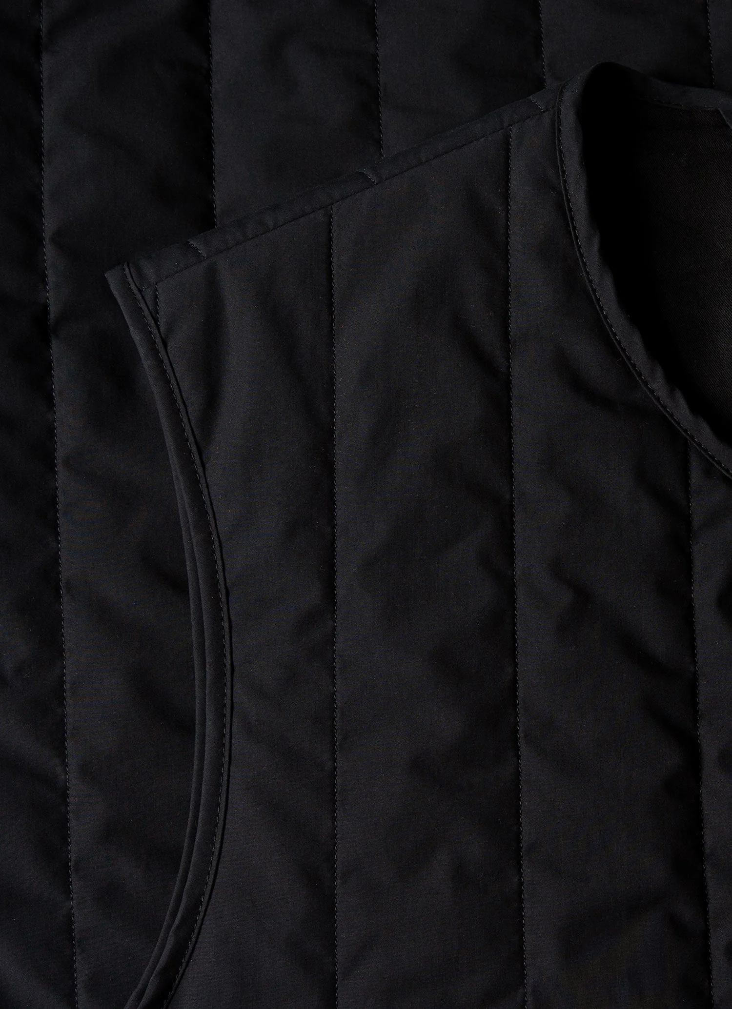 Men's Quilted Liner Gilet in Black - Image 4