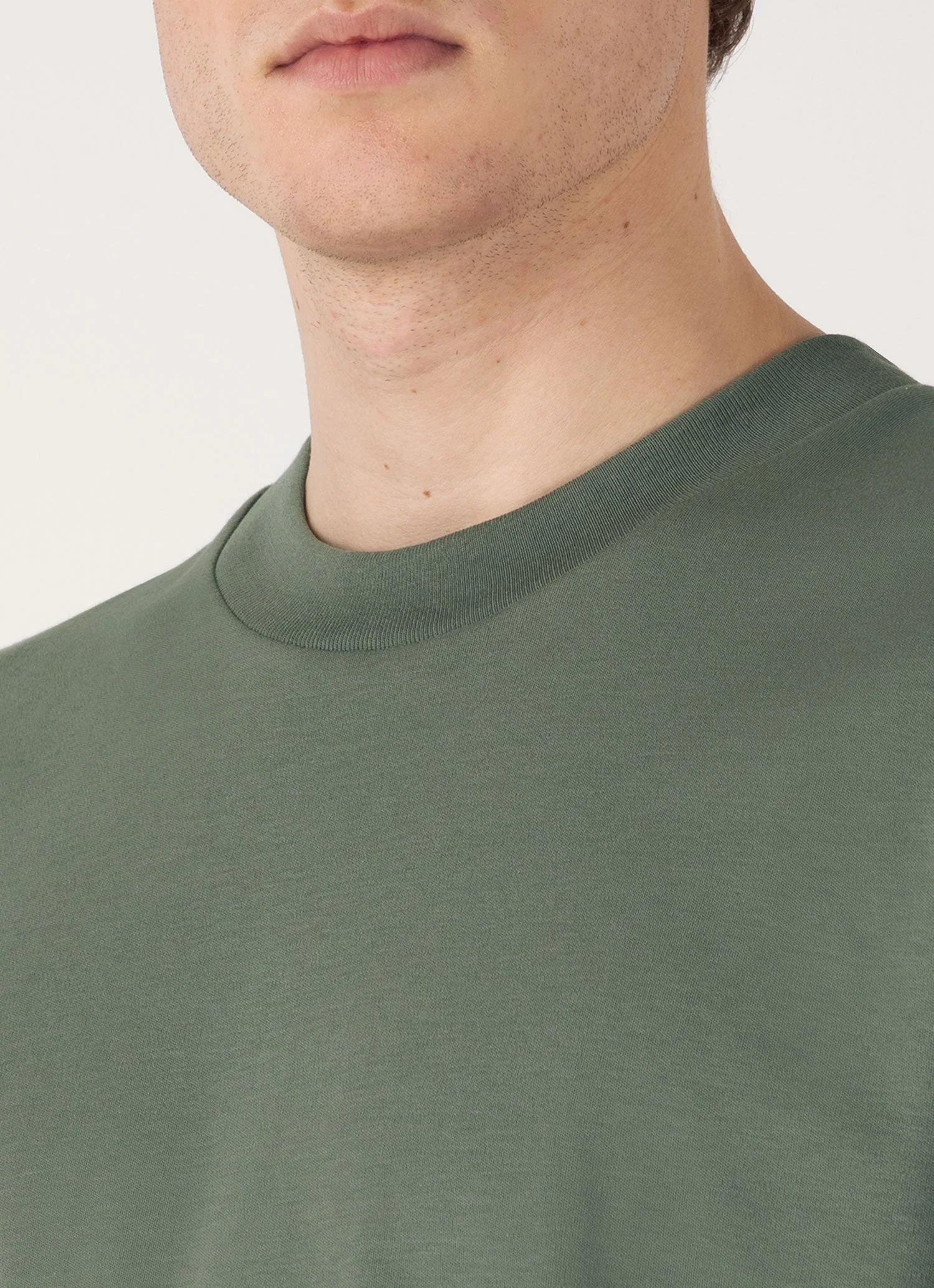 Men's Relaxed Fit Heavyweight T-shirt in Dusk Green - Image 6