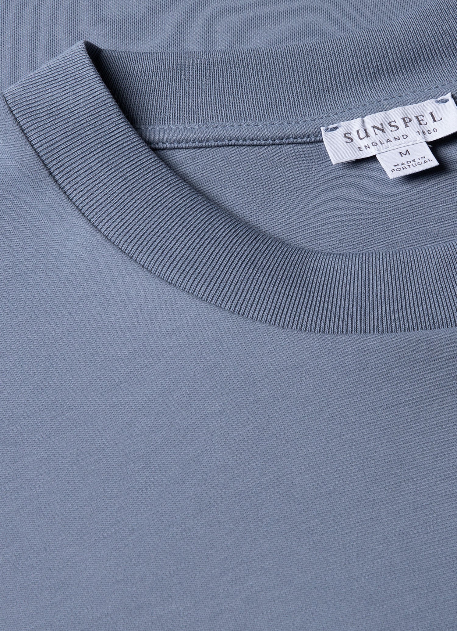 Men's Relaxed Fit Heavyweight T-shirt in Vintage Blue - Image 4