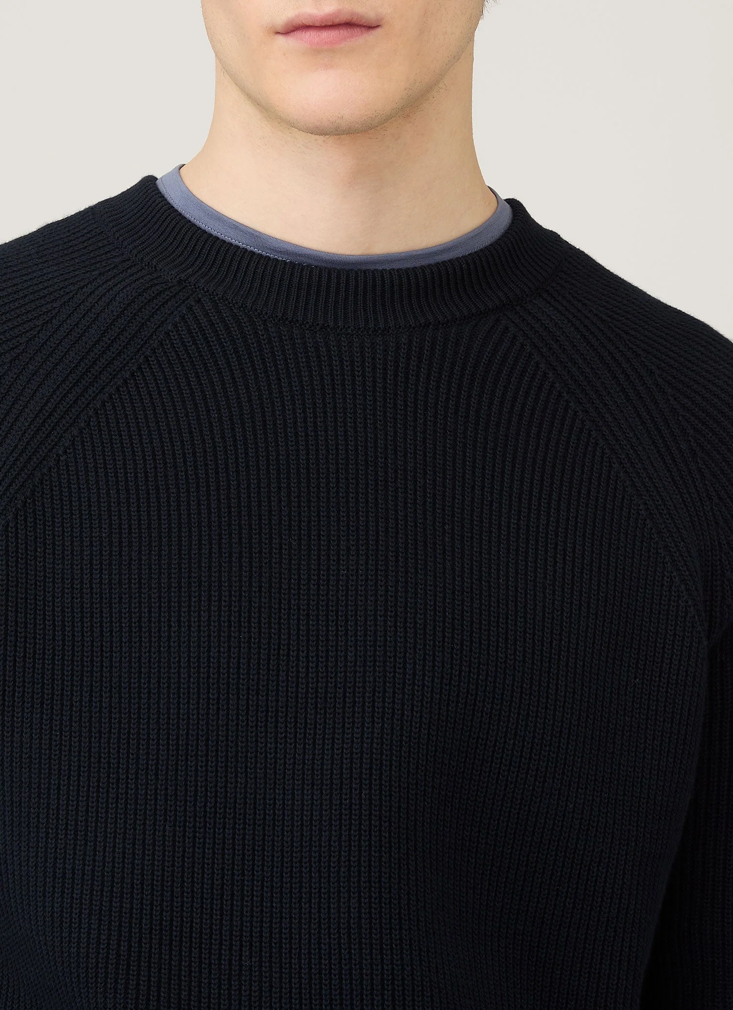 Men's Ribbed Jumper in Navy - Image 6