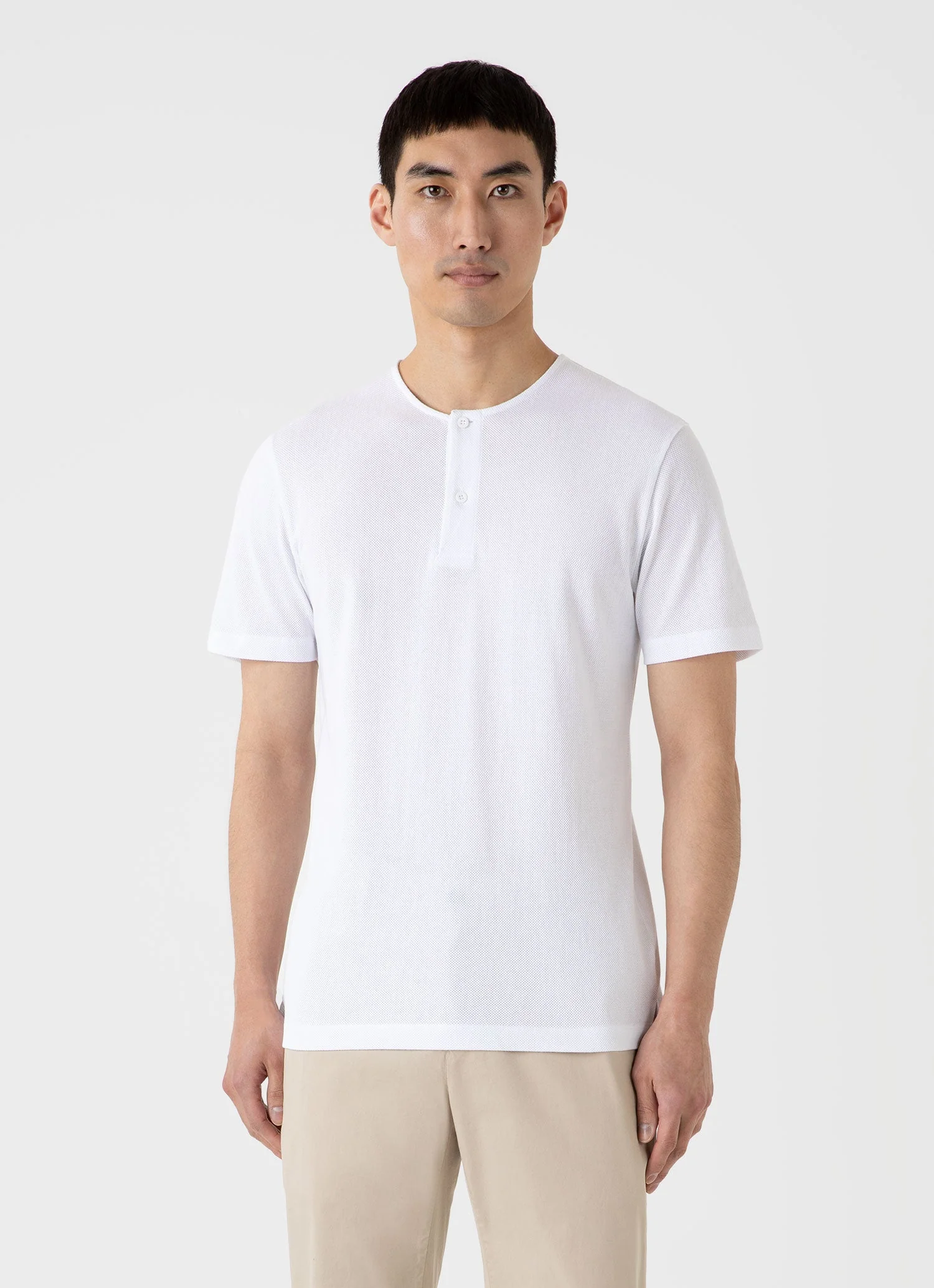 Men's Riviera Henley in White - Image 2