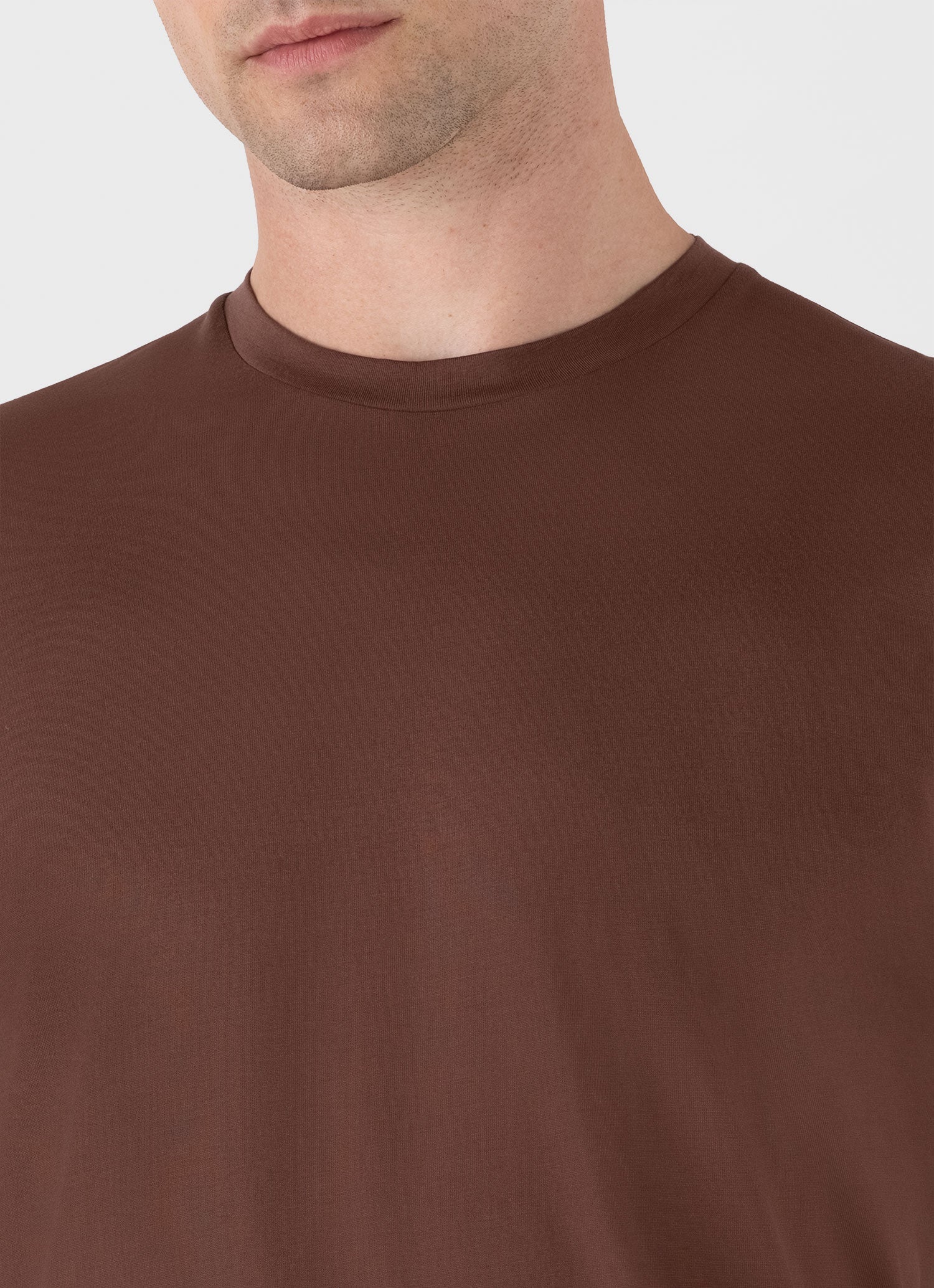 Men's Riviera Midweight T-shirt in Cocoa Brown - Image 6