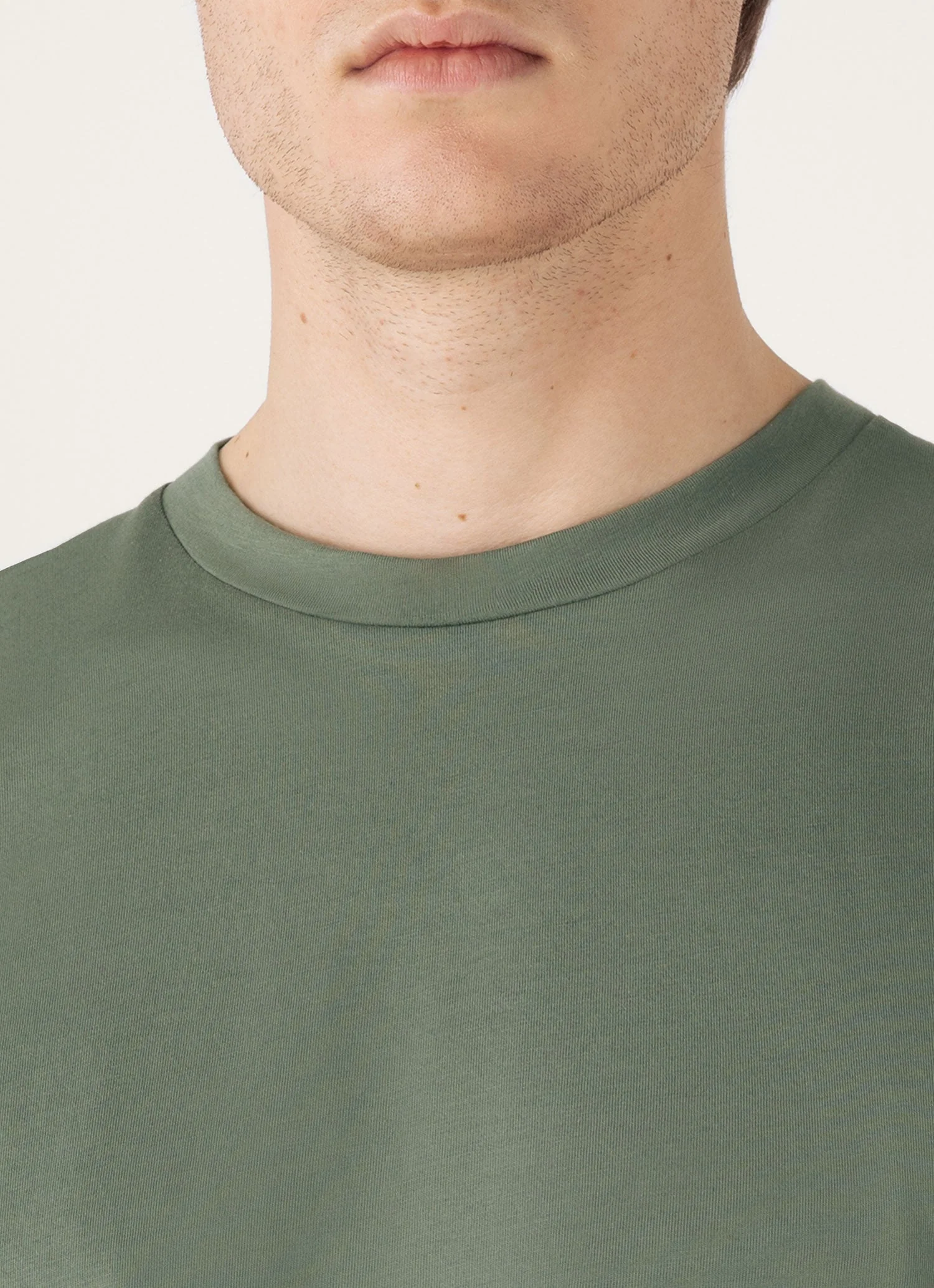 Men's Riviera Midweight T-shirt in Dusk Green - Image 6