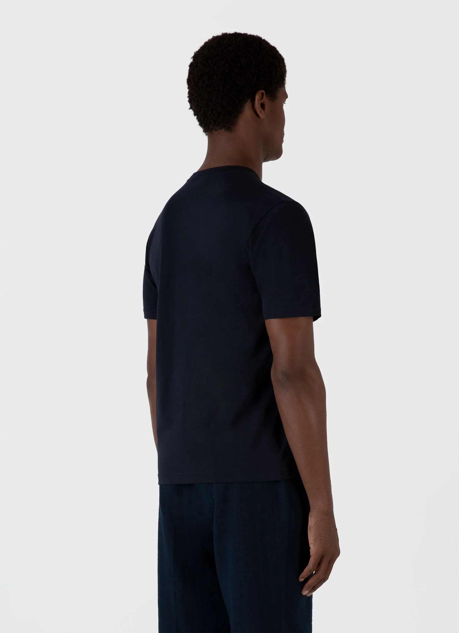 Men's Riviera Midweight T-shirt in Midnight Navy - Image 5