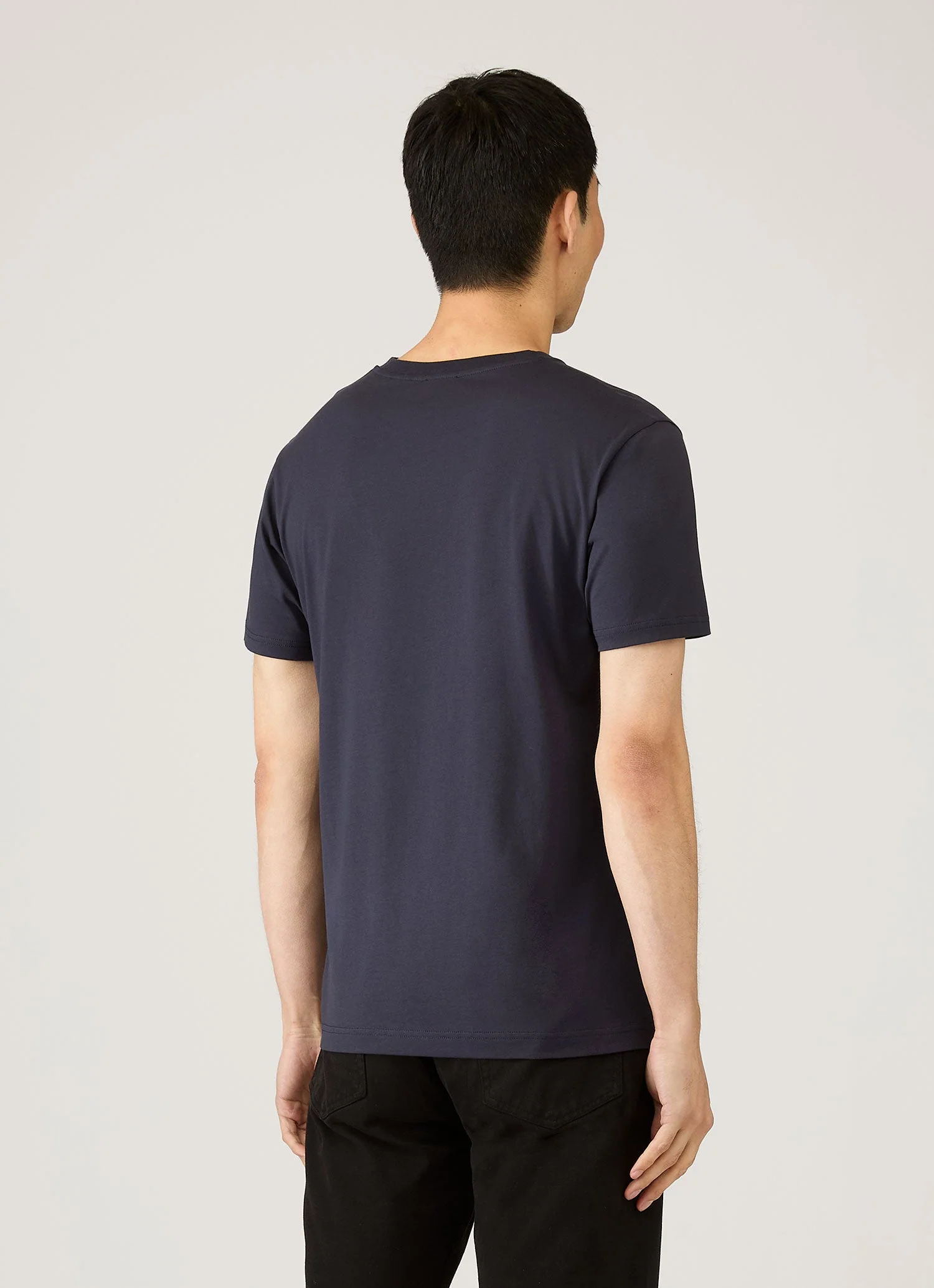 Men's Riviera Midweight T-shirt in Navy - Image 5