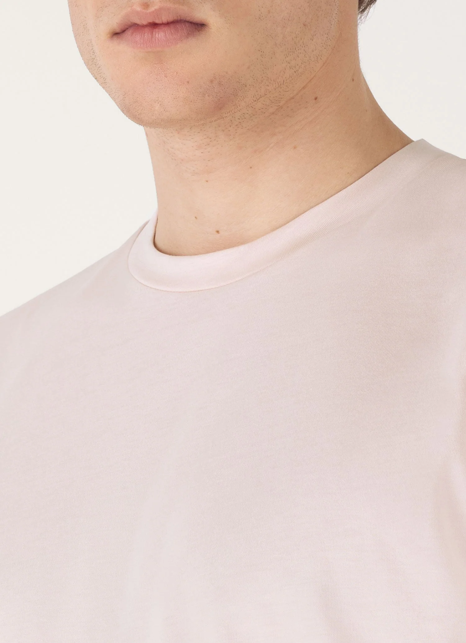 Men's Riviera Midweight T-shirt in Pastel Pink - Image 6