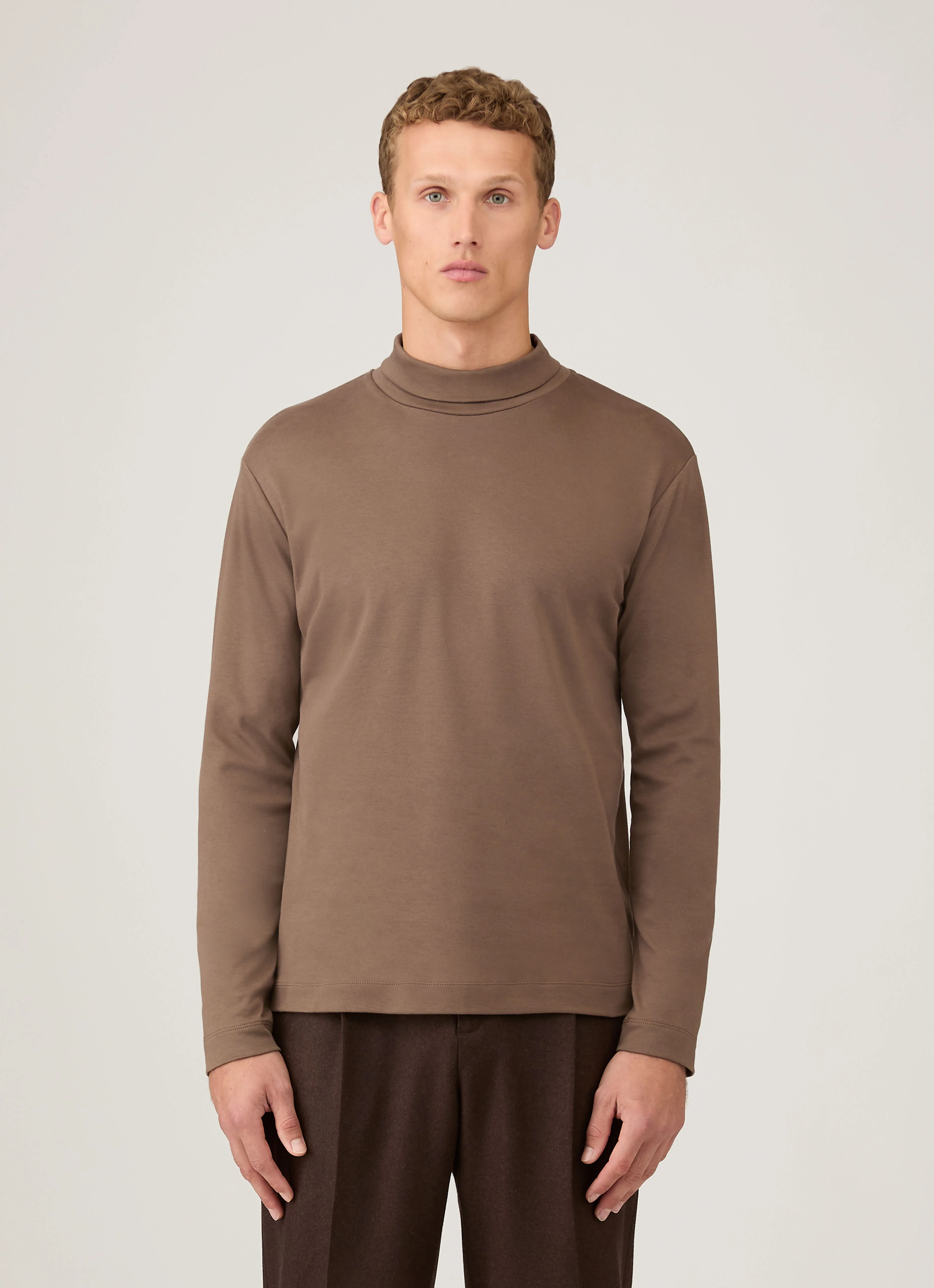 Men's Roll Neck Heavyweight T-shirt in Bark - Image 2