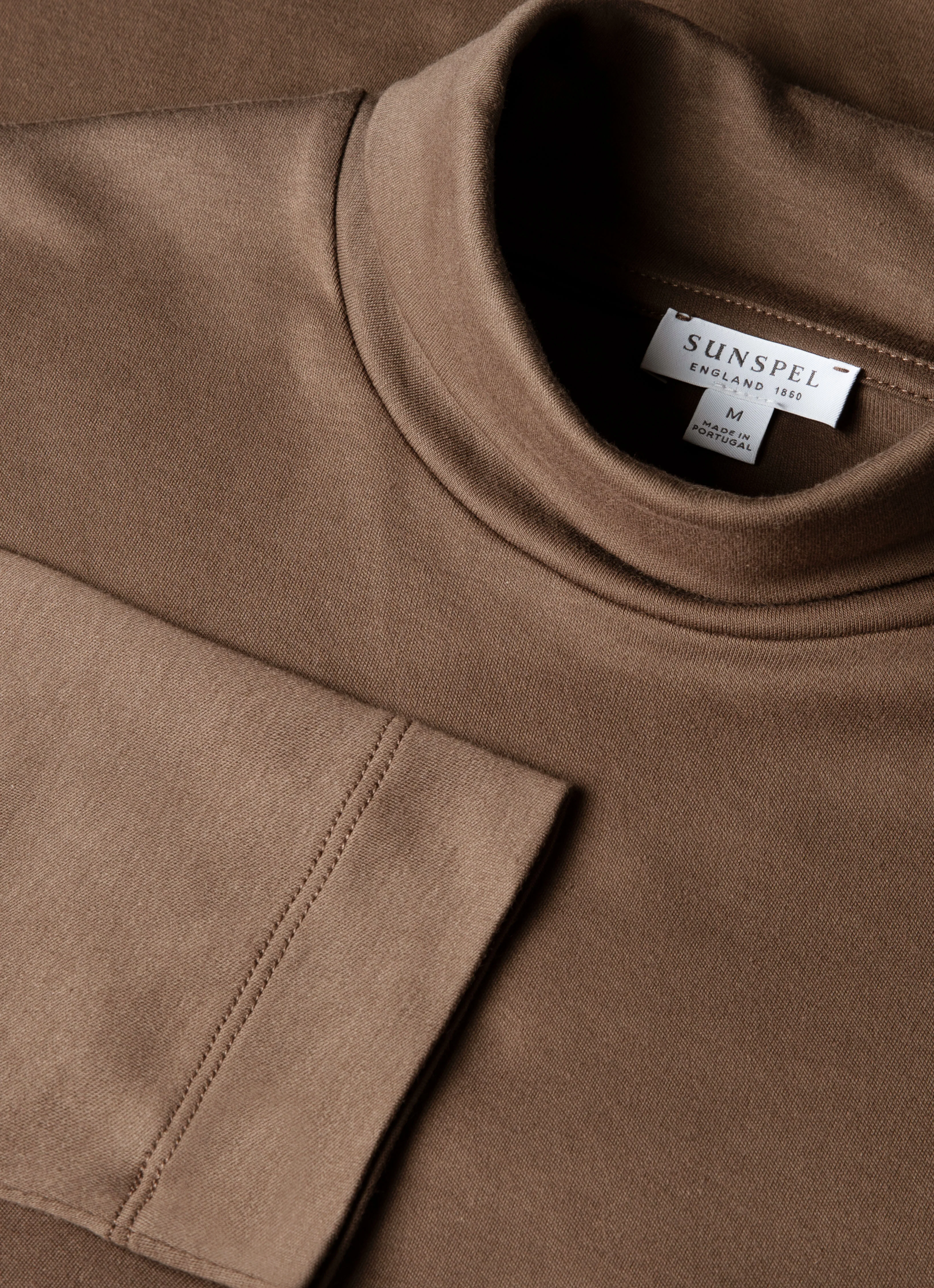 Men's Roll Neck Heavyweight T-shirt in Bark - Image 4
