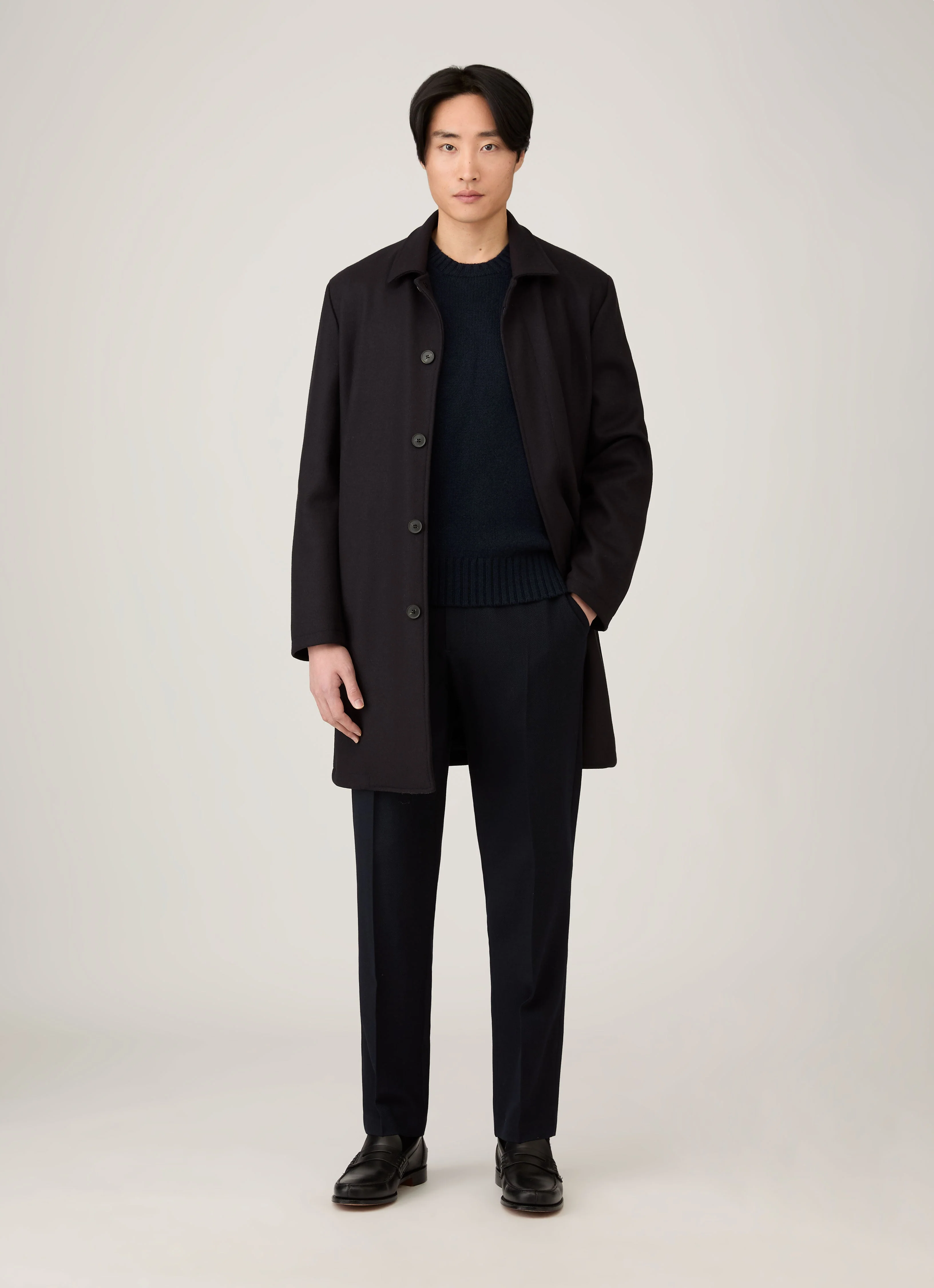 Men's Roxburgh Cashmere Jumper in Navy - Image 3