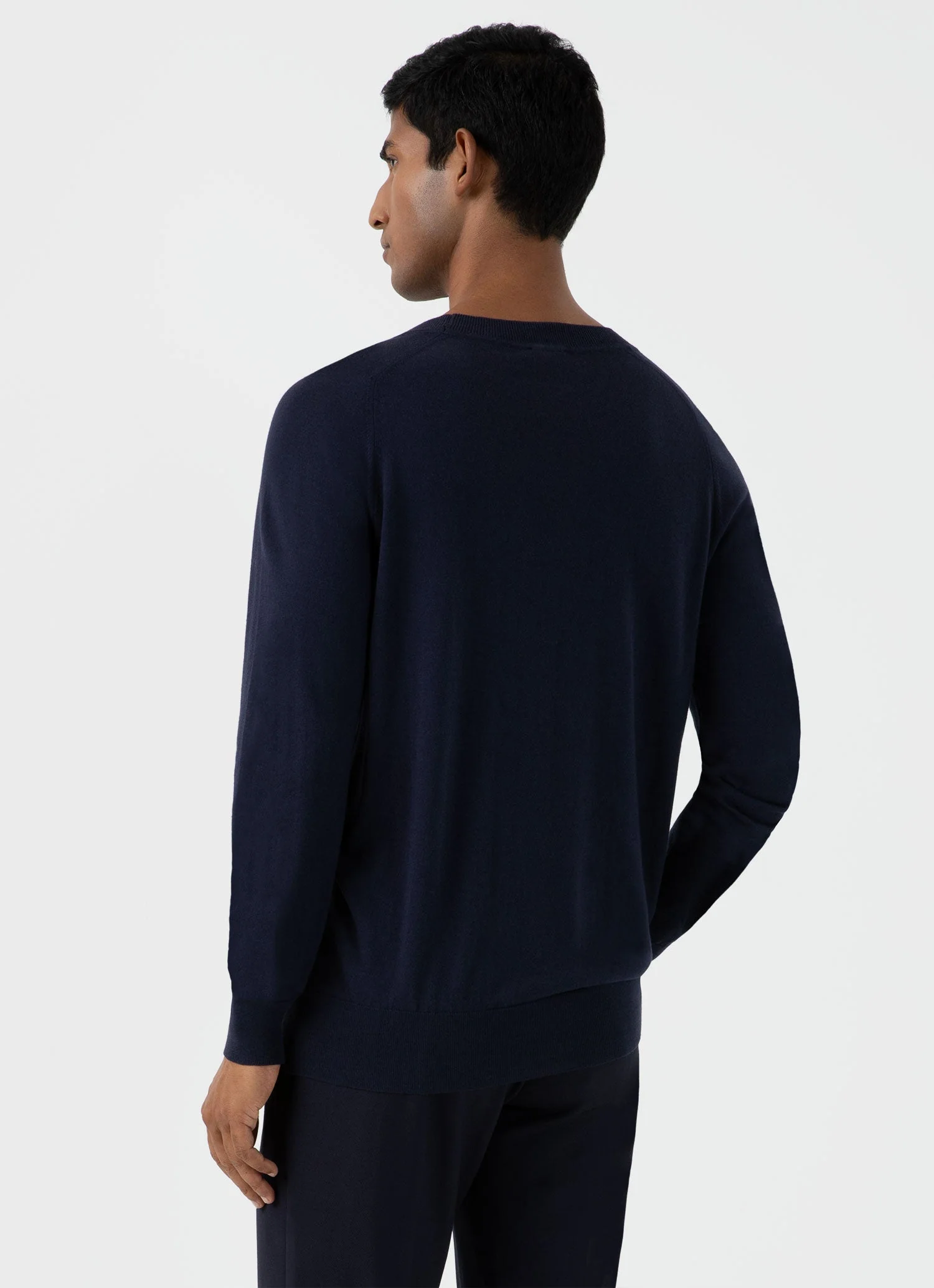 Men's Sea Island Cashmere Crew Neck Jumper in Navy - Image 5