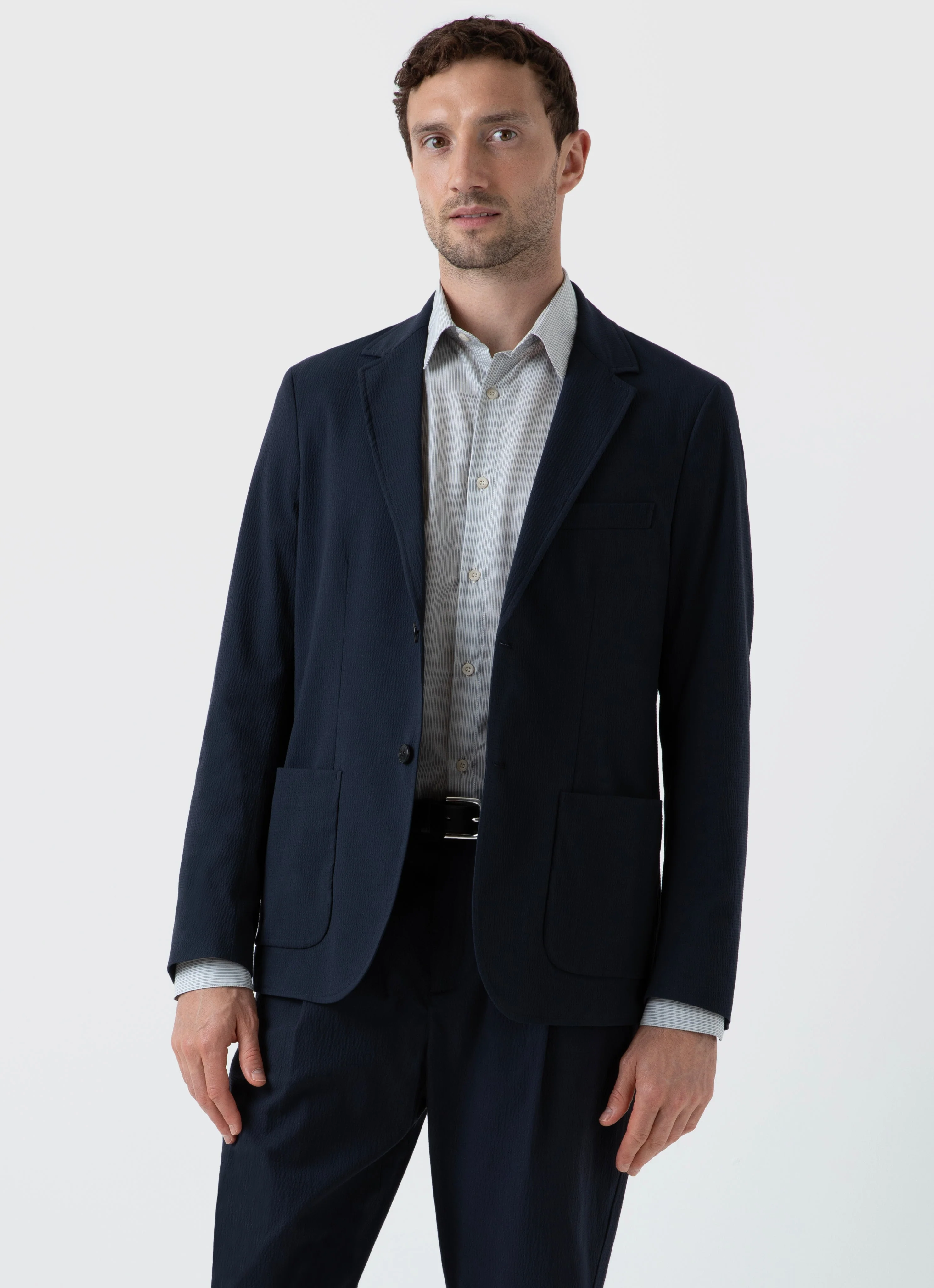 Men's Seersucker Blazer in Navy - Image 2