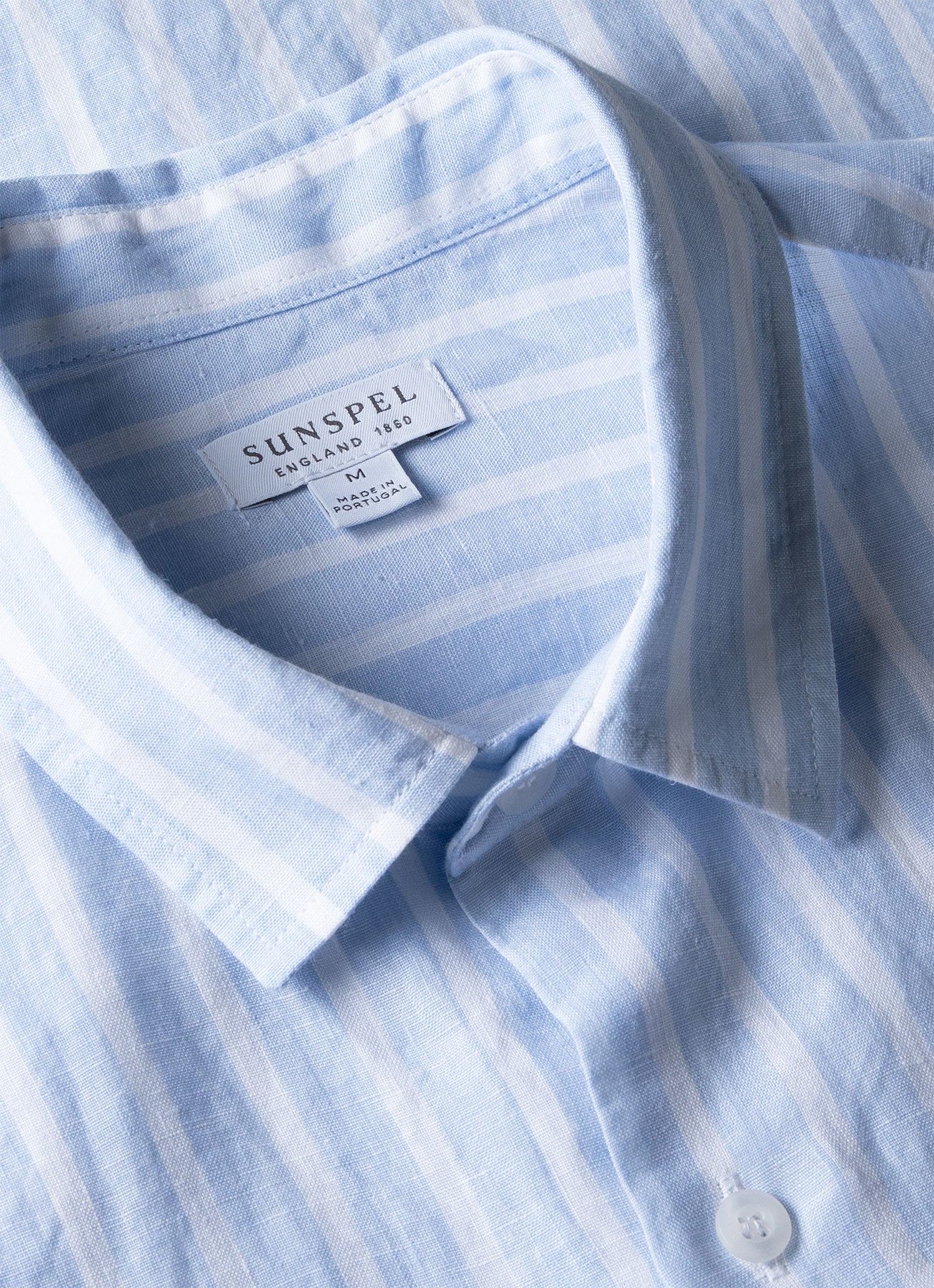 Men's Short Sleeve Linen Shirt in Light Blue/White - Image 4